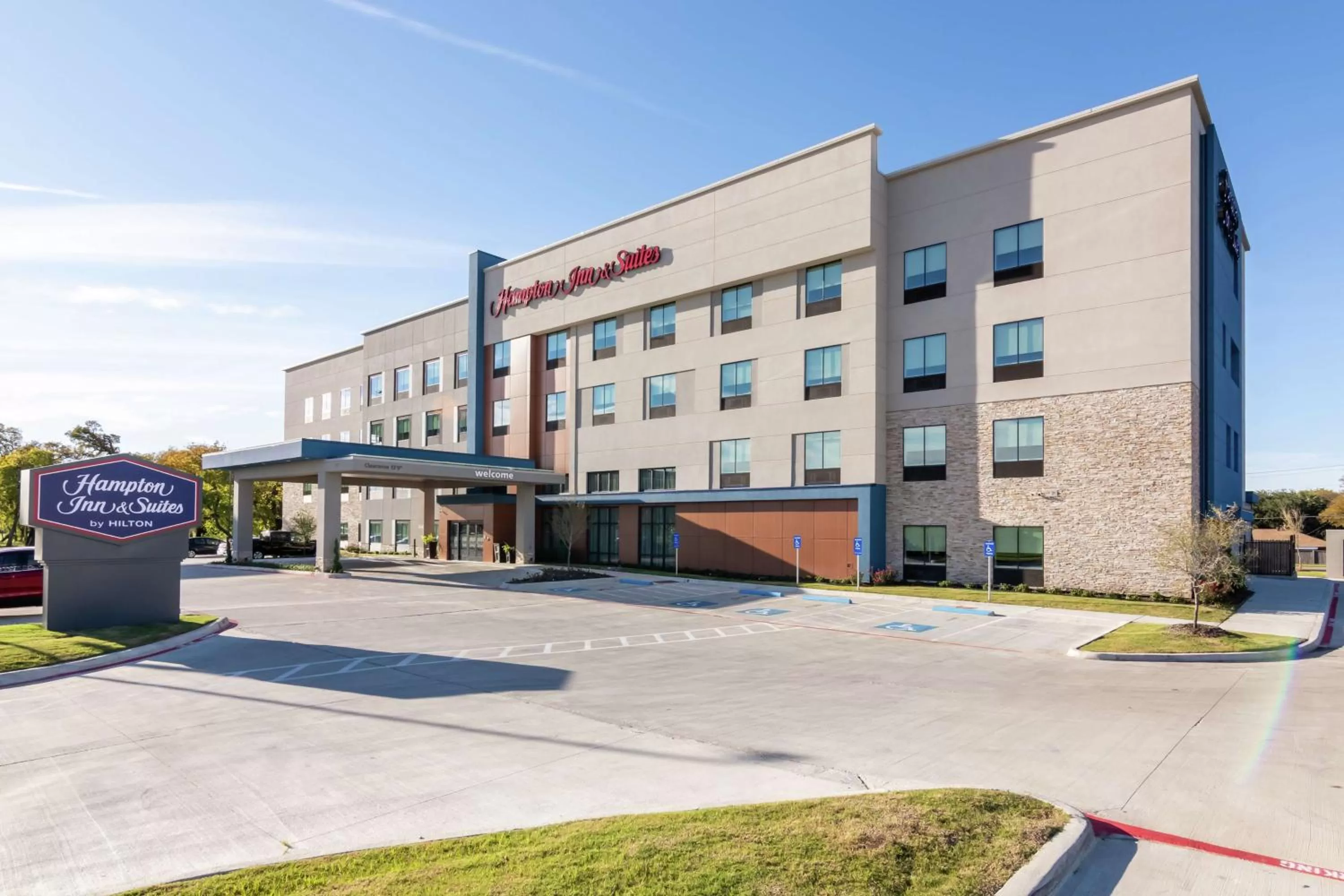 Property building in Hampton Inn & Suites Dallas East