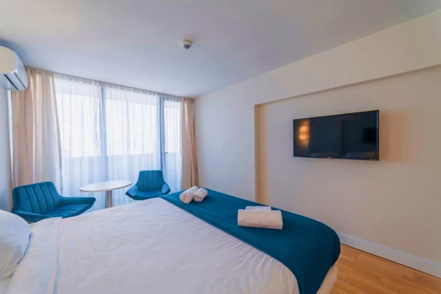 Bed in Special Apartments In Orbi City Batumi