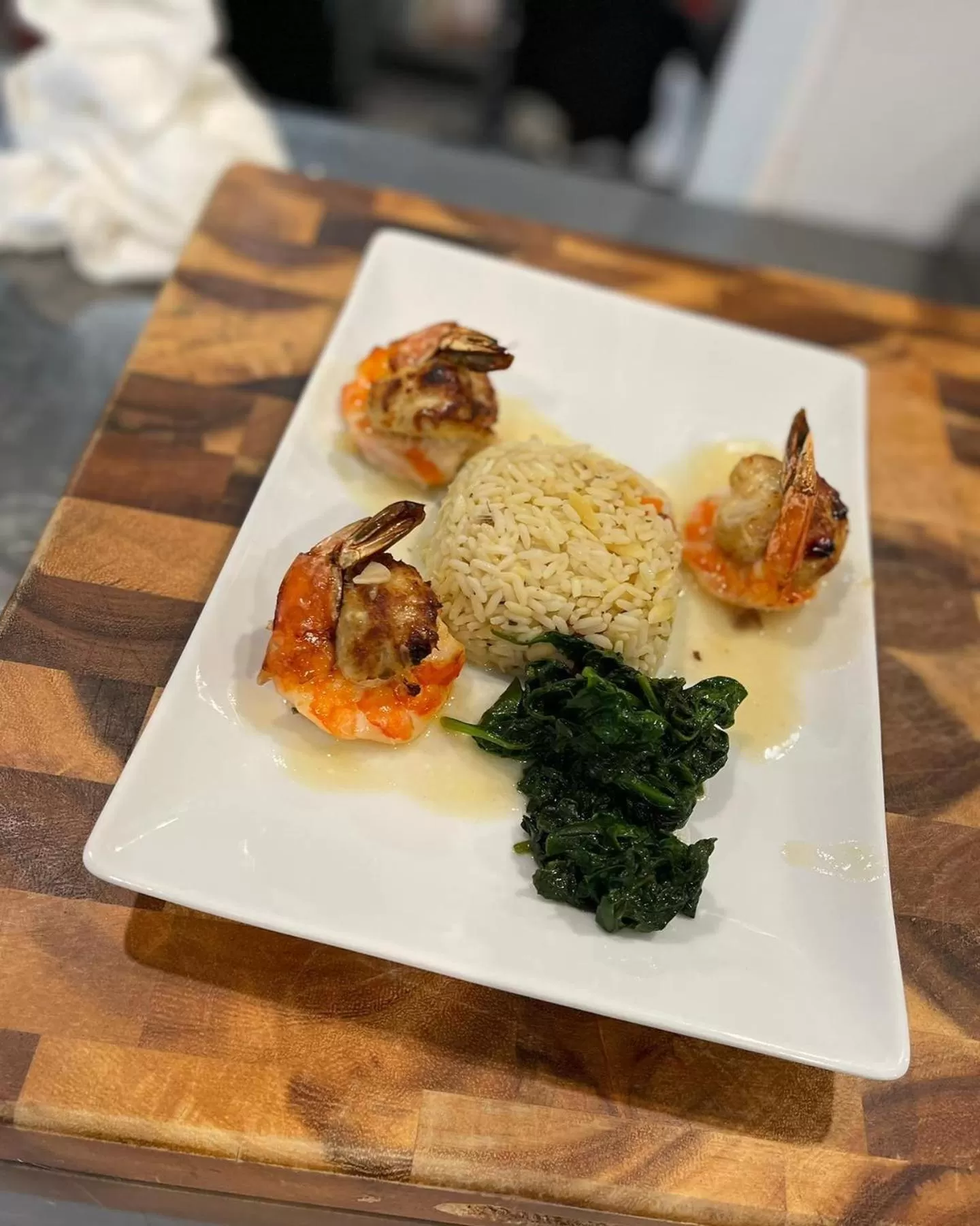 Manhattan Tower Apartment Hotel