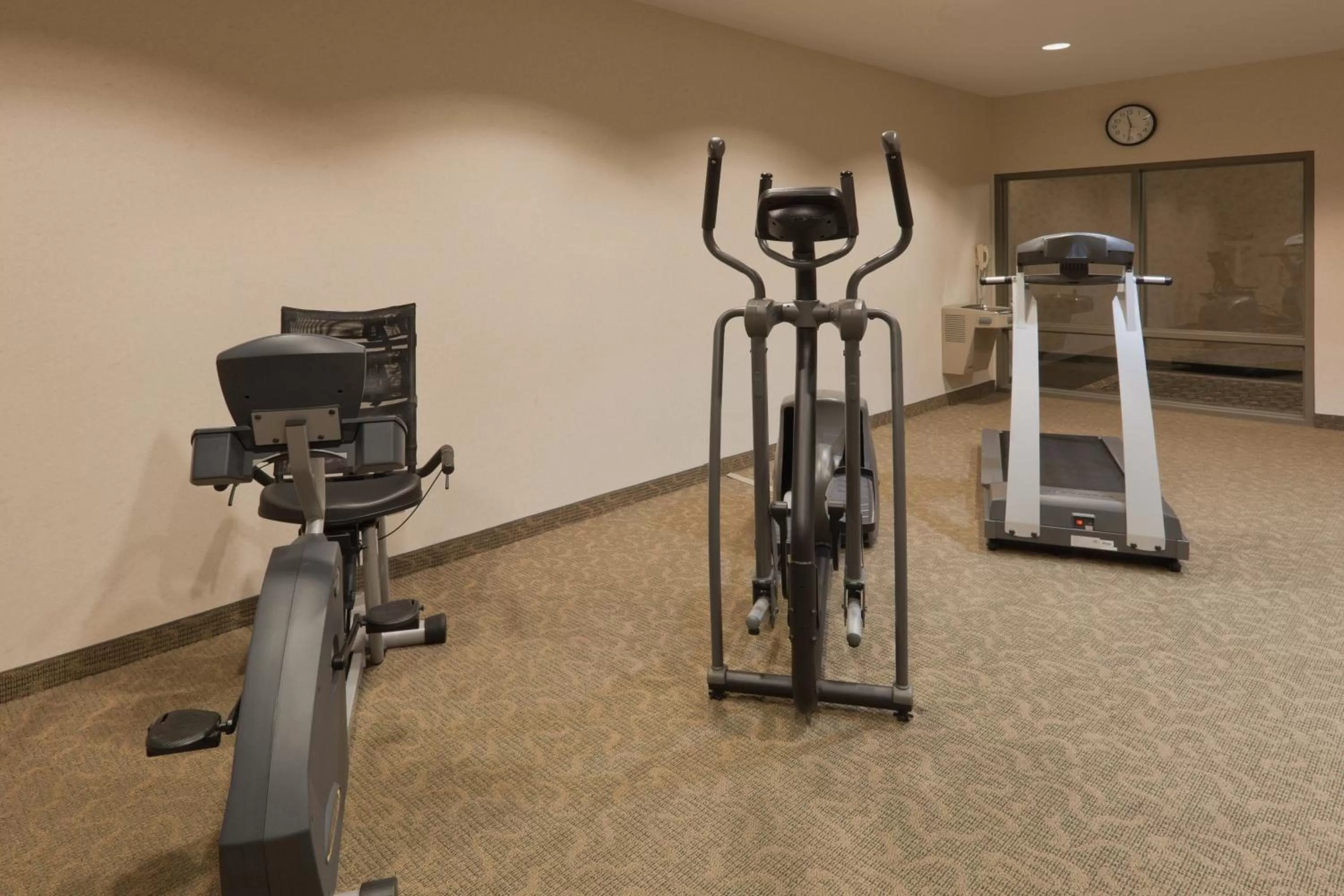 Fitness centre/facilities in Holiday Inn Express Hotel & Suites Bryan-Montpelier by IHG