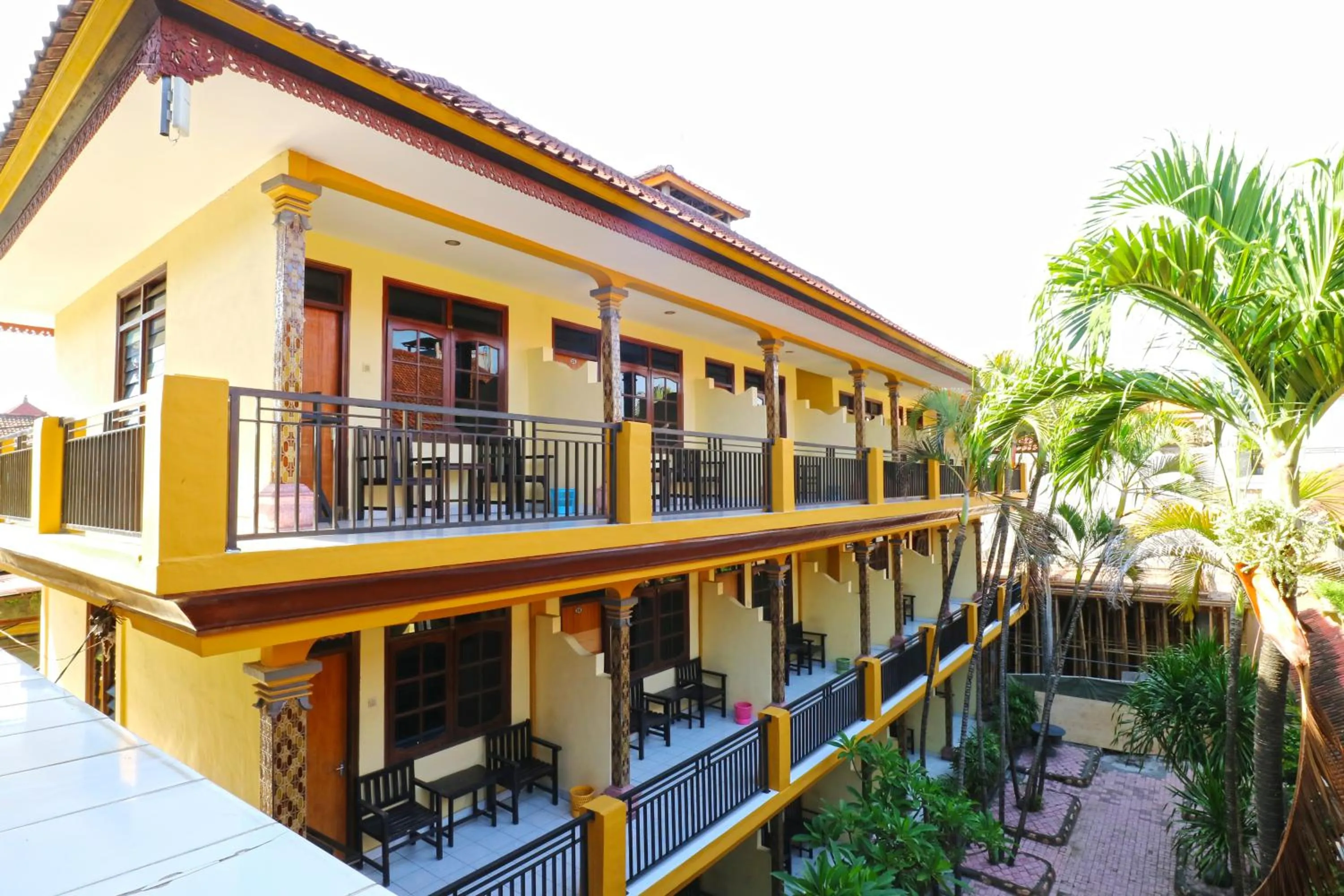 Property building in Gora Beach Inn