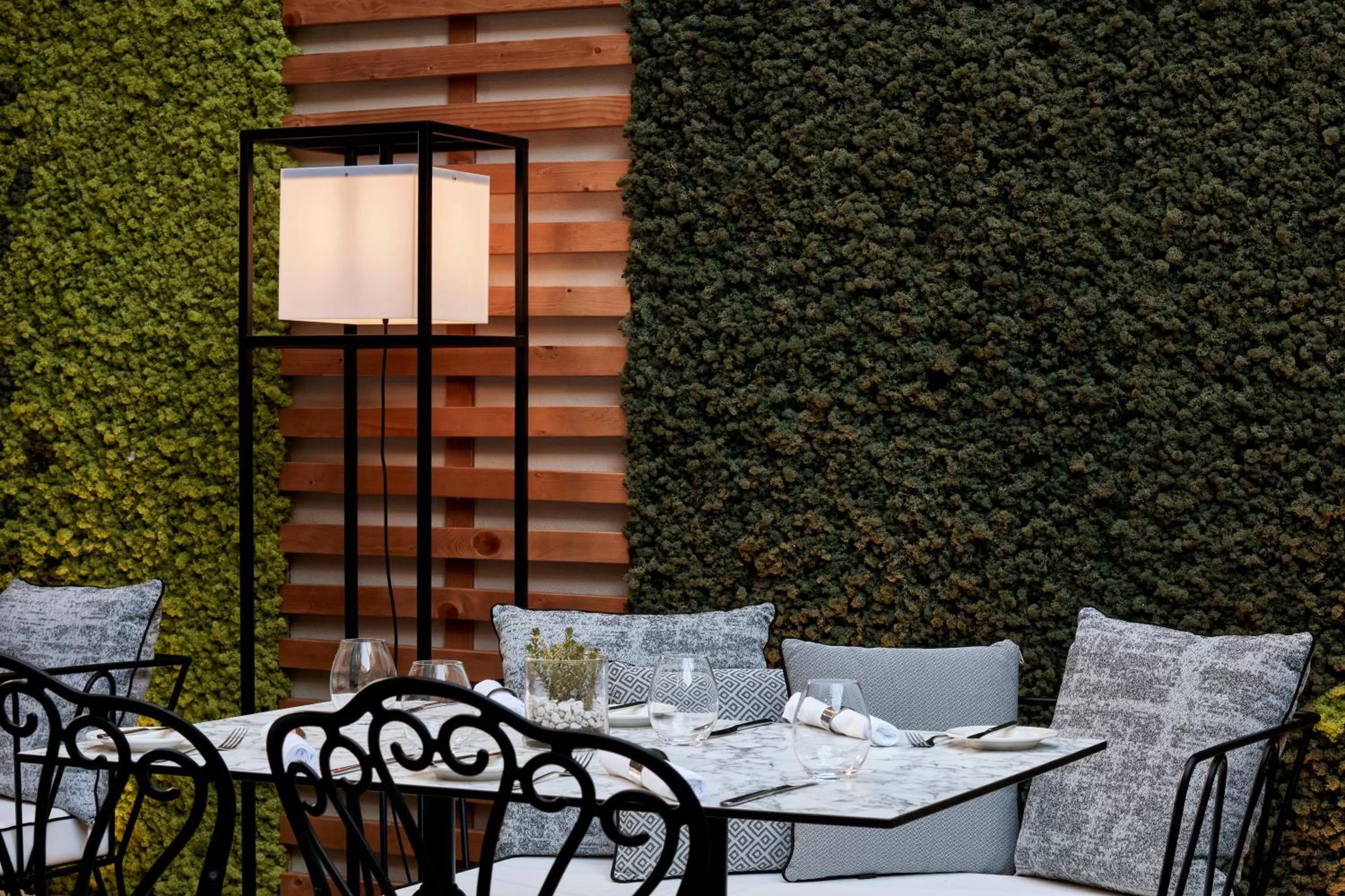 Restaurant/places to eat in Antigon Urban Chic Hotel, Thessaloniki