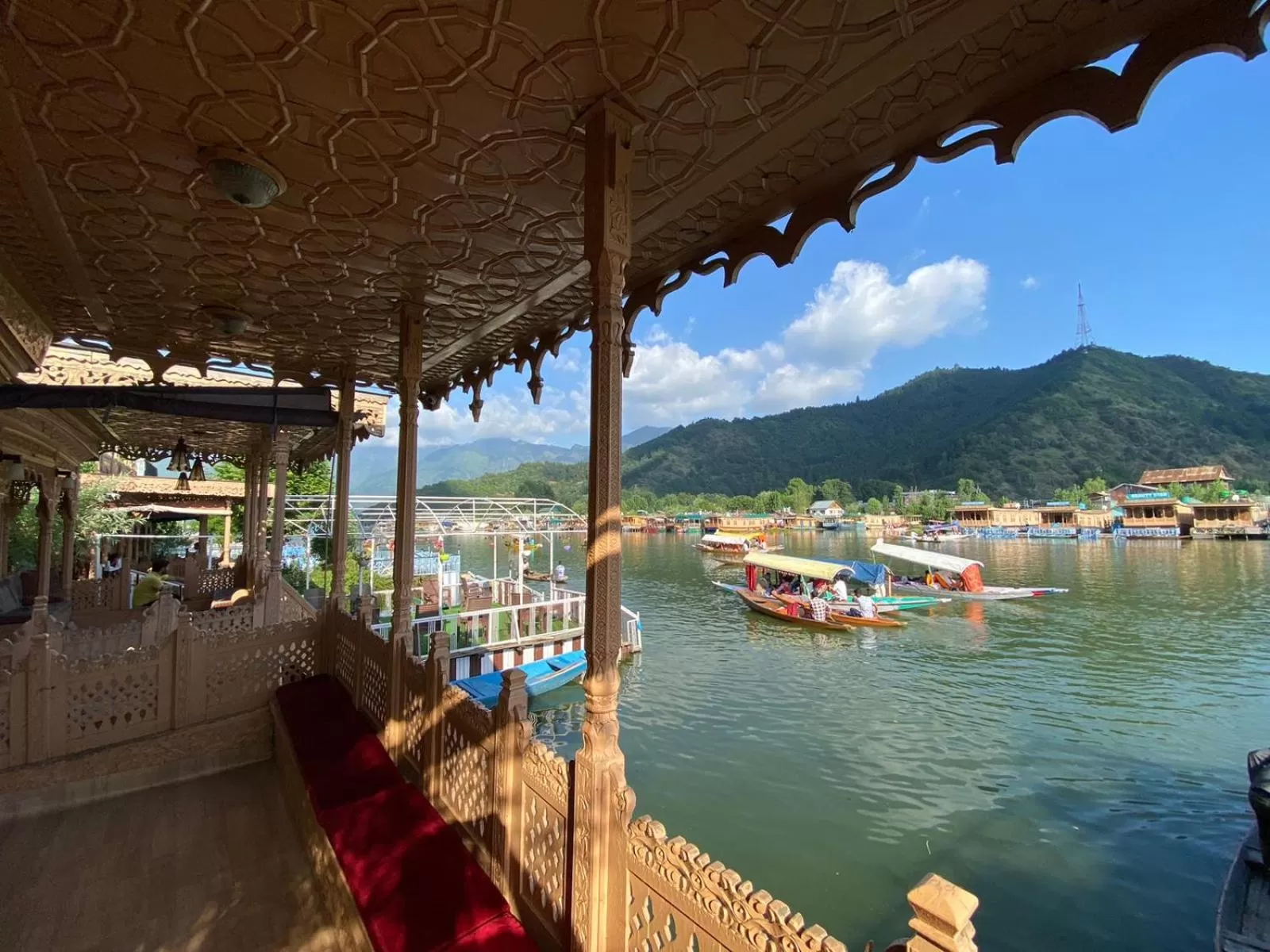 Lake view in Nazneen Group Of Houseboats