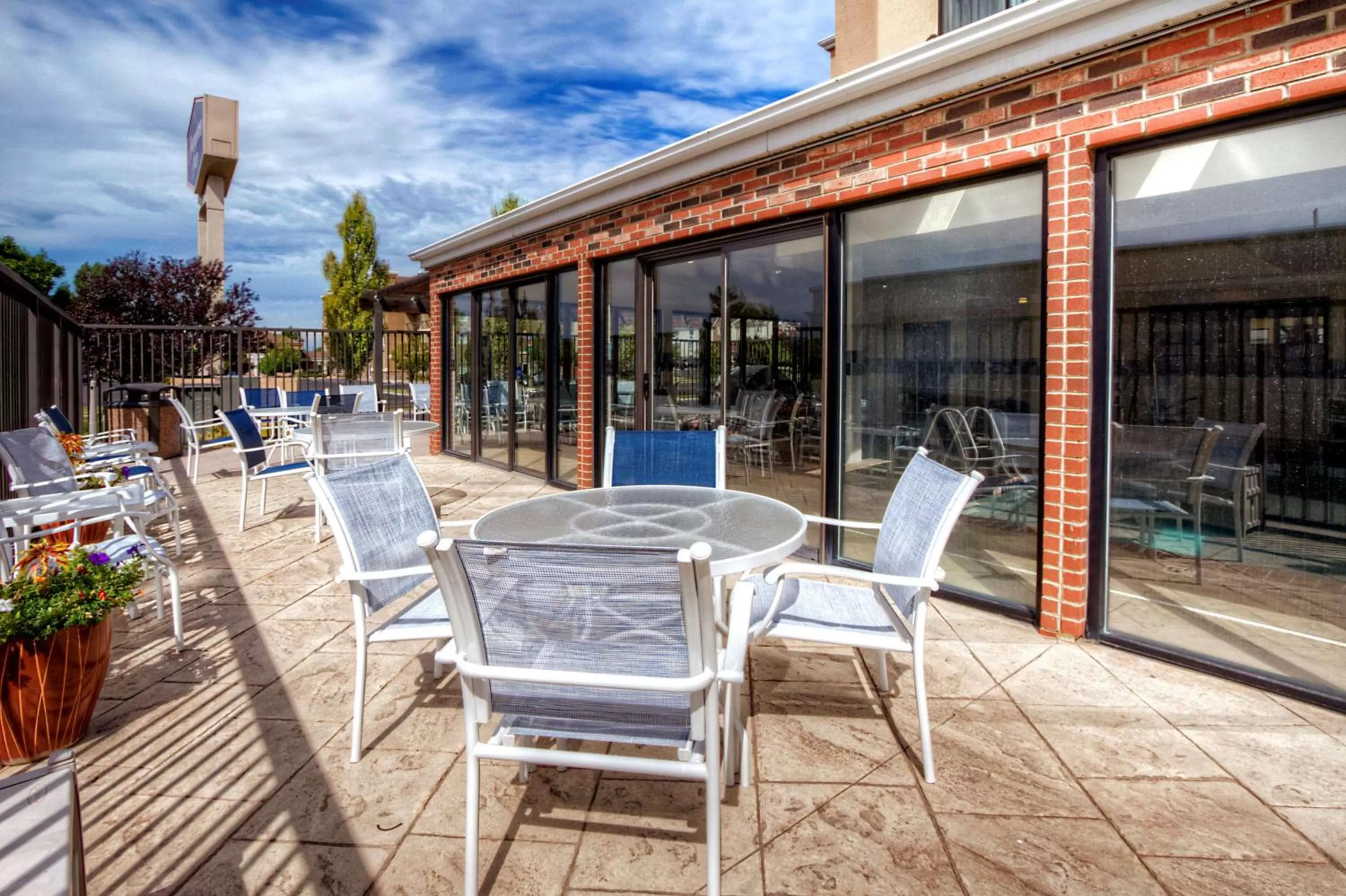 Patio in Hampton Inn Salt Lake City-Layton