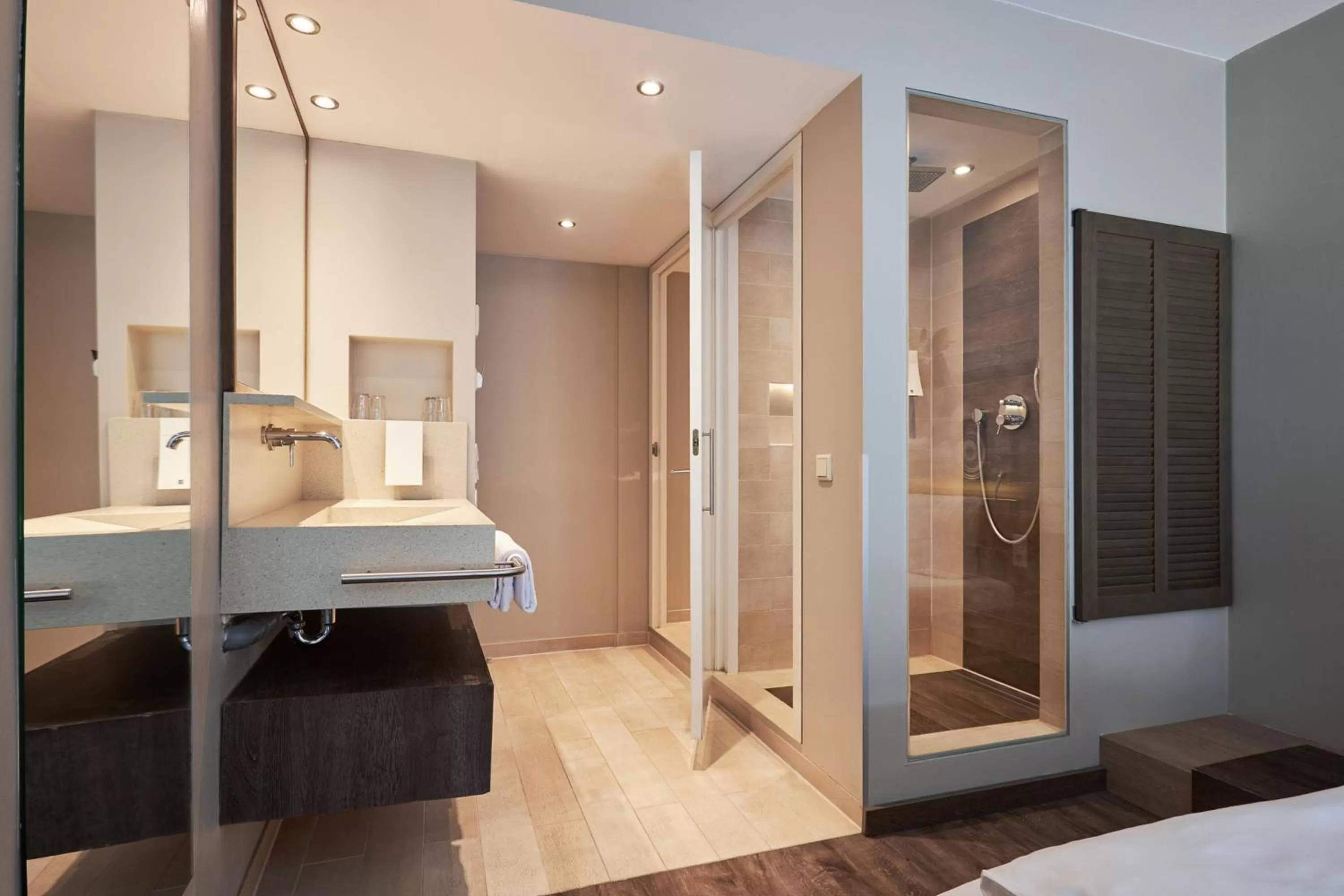 Bathroom, Bed in Hotel GIO