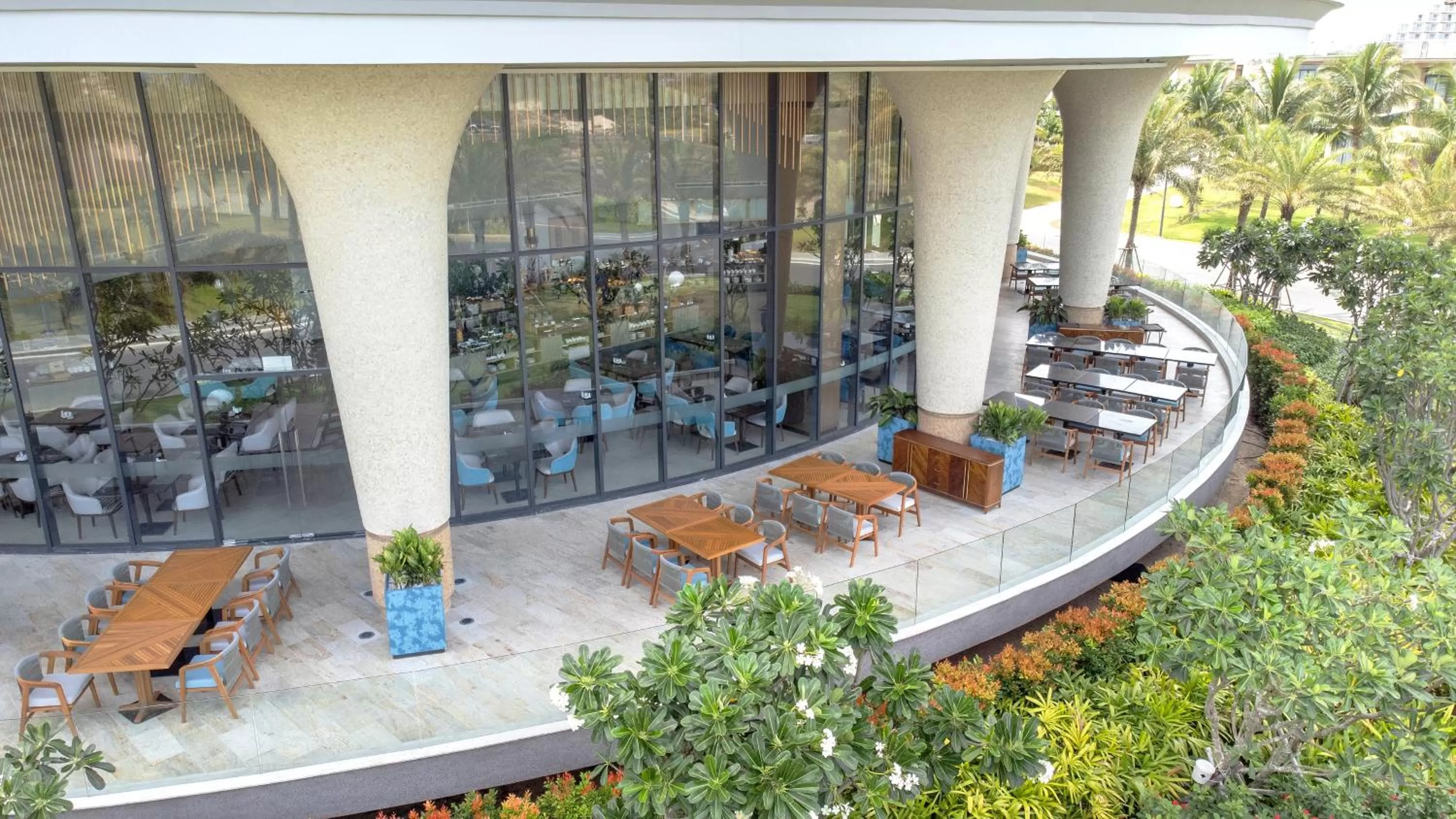 Restaurant/places to eat in Wyndham Garden Cam Ranh Resort