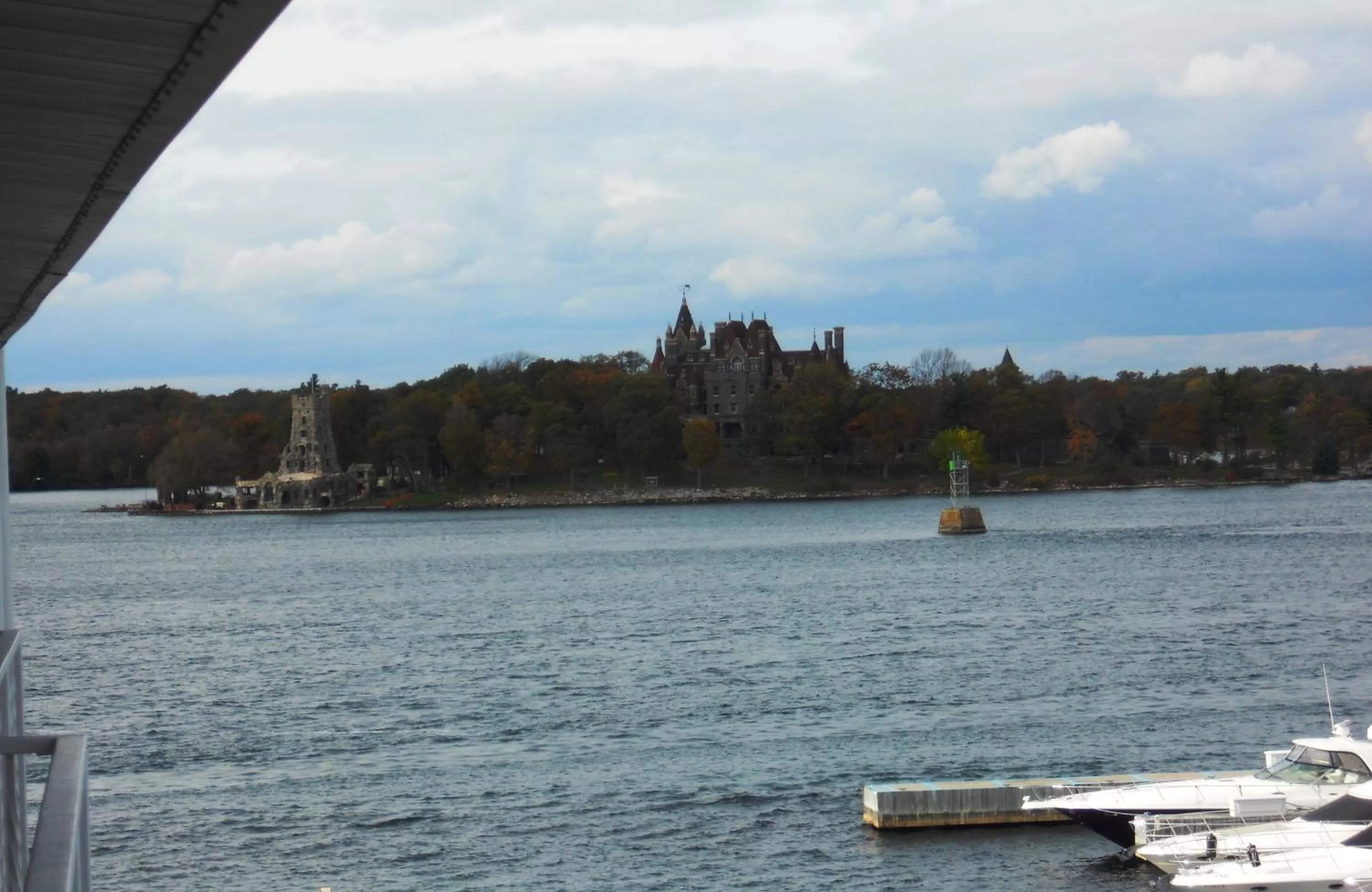 Riveredge Resort Hotel