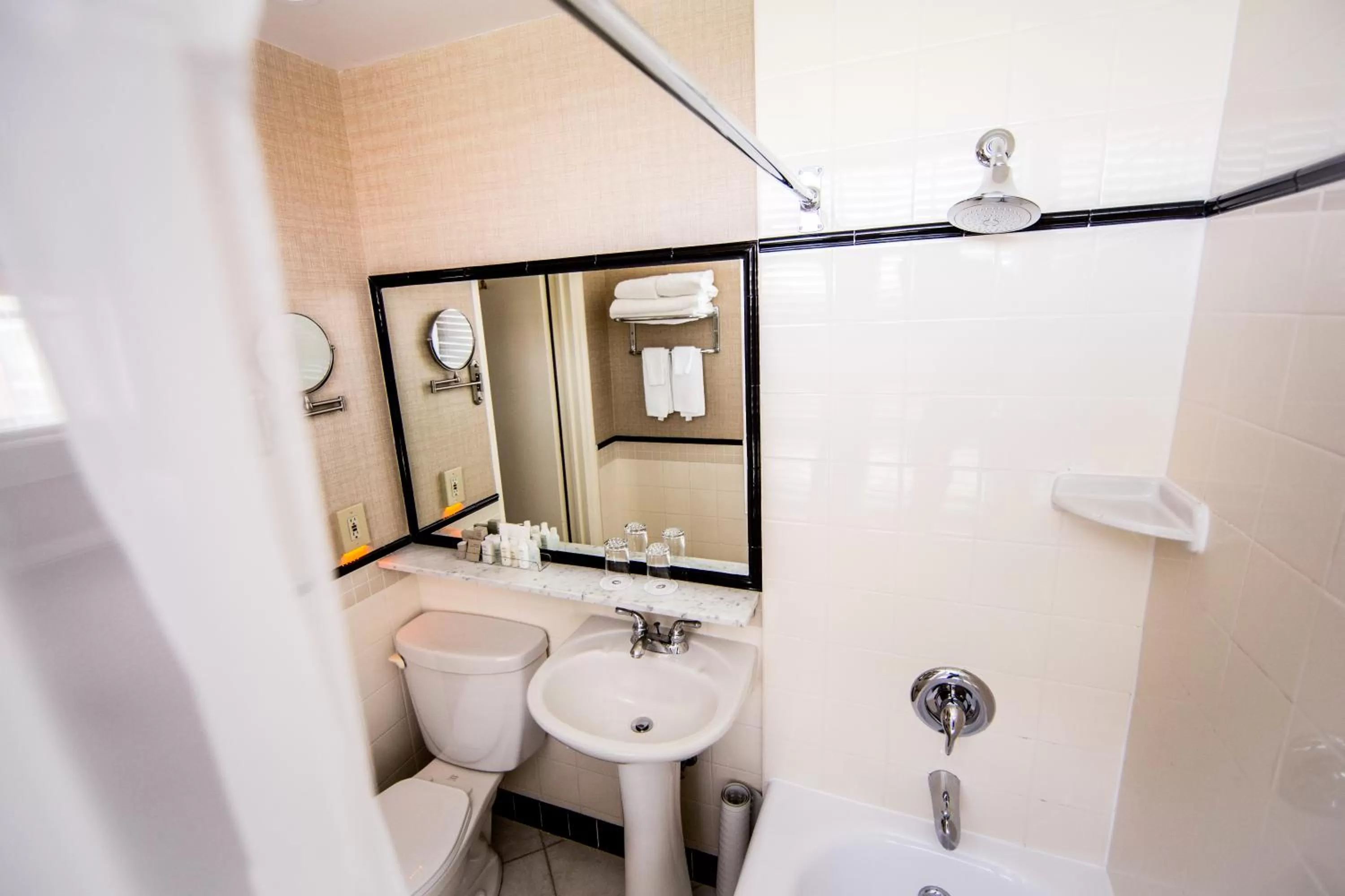 Bathroom in The Lord Nelson Hotel & Suites