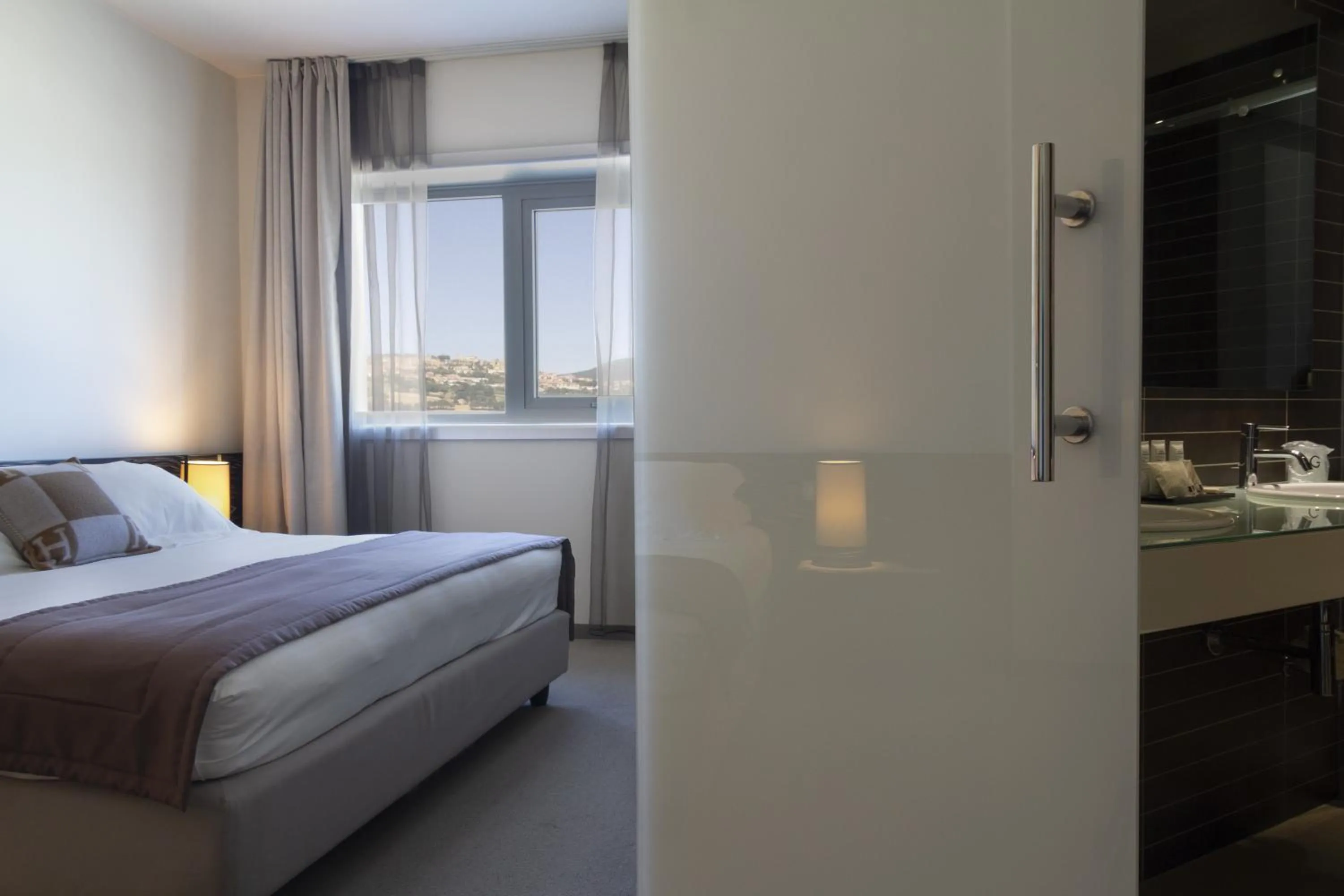 Bed in G Hotel Ancona