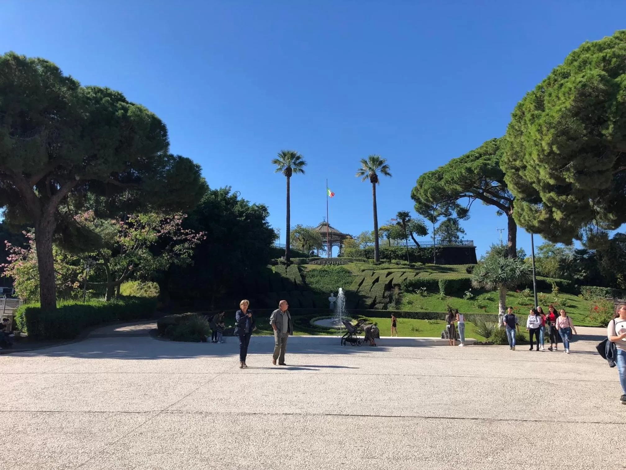 Nearby landmark in Moonlight Hotel&Suites