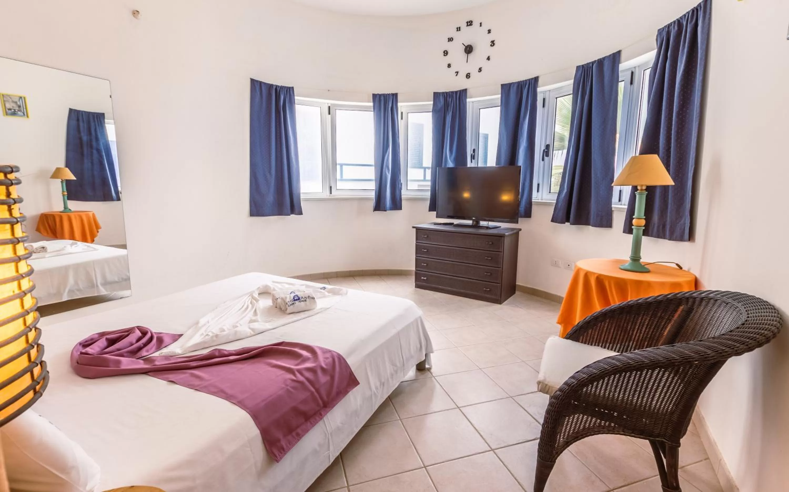 Bedroom, TV/Entertainment Center in Leme Bedje Residence