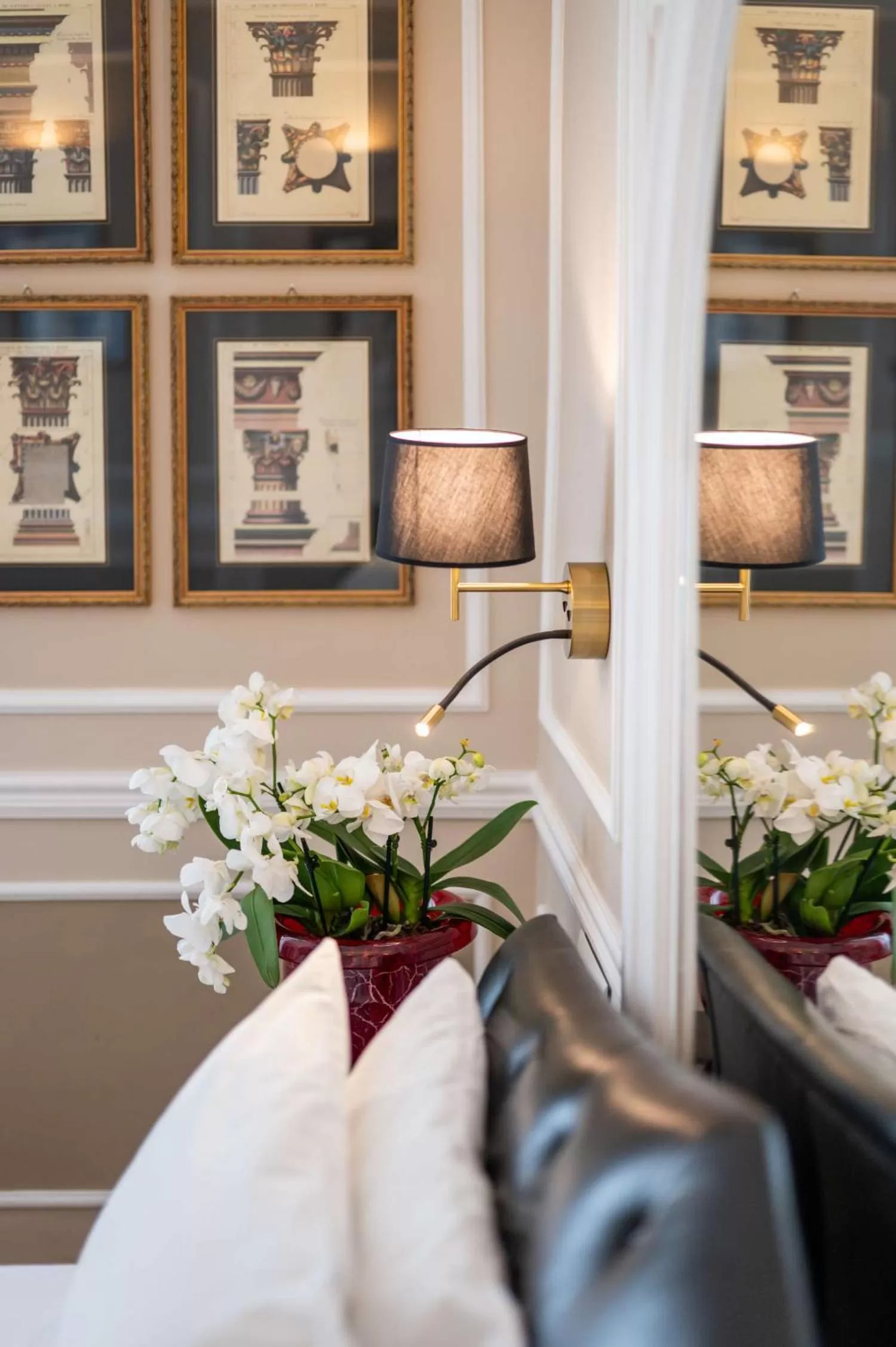 Decorative detail in Hotel Santo Stefano