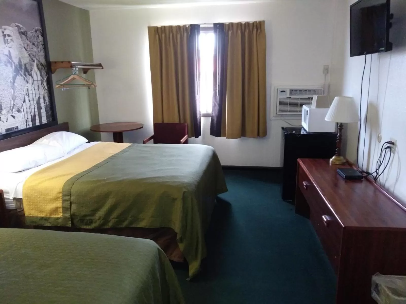 Bed in Ainsworth Inn