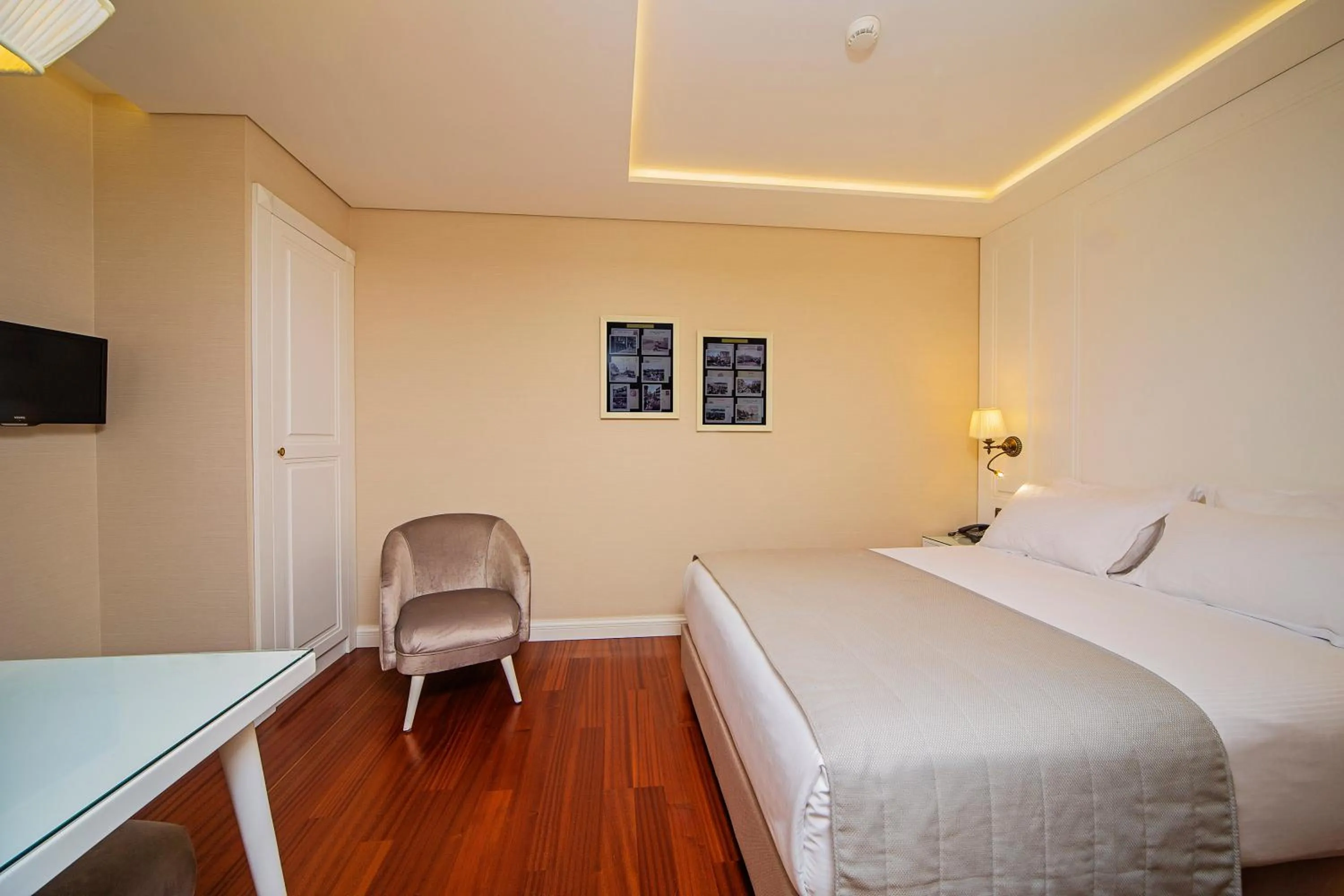 TV and multimedia, Bed in Ada Karakoy Hotel - Special Category