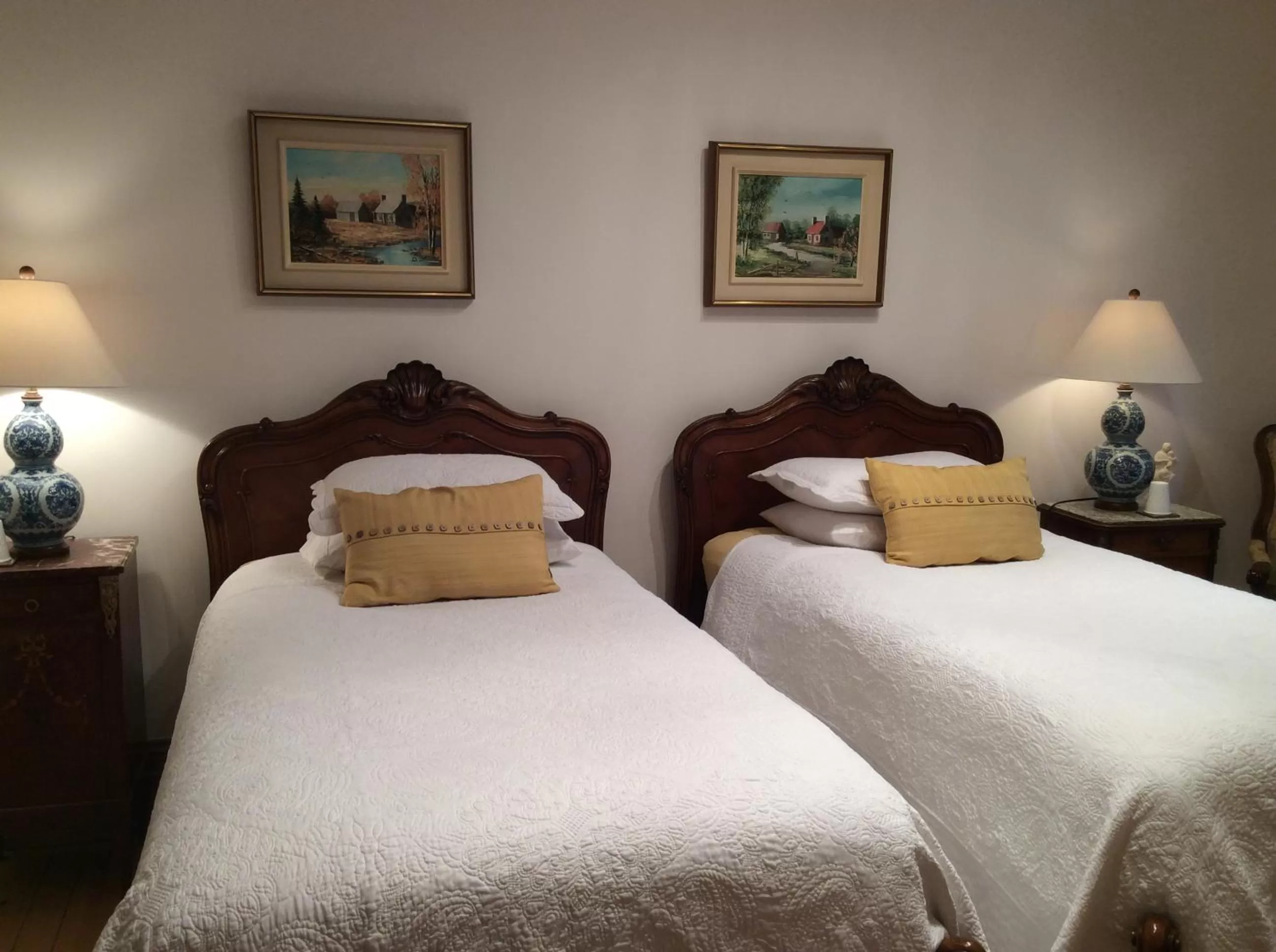 Bed in Île de Garde B&B