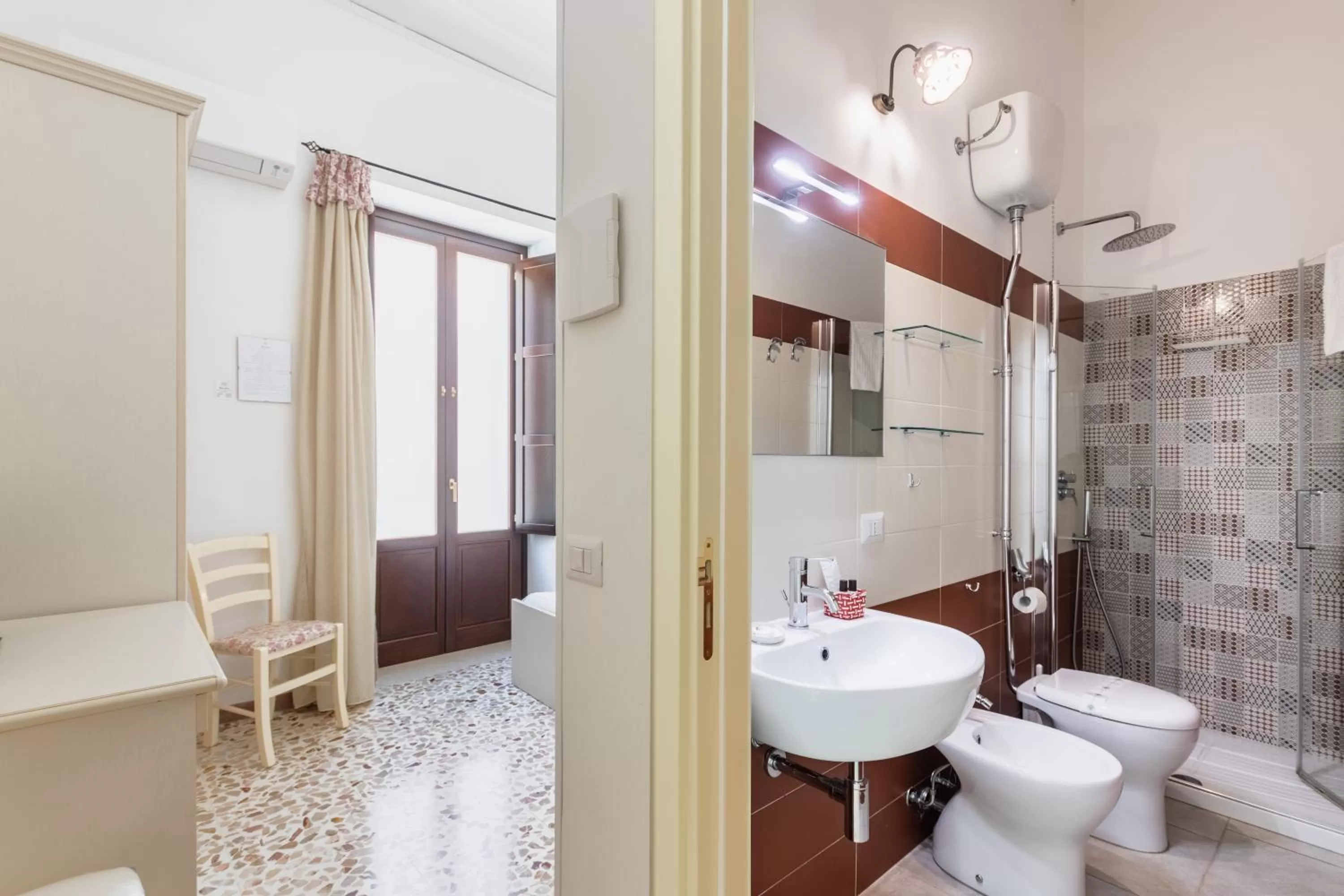 Bathroom in Morfeo Charming Rooms & Relax