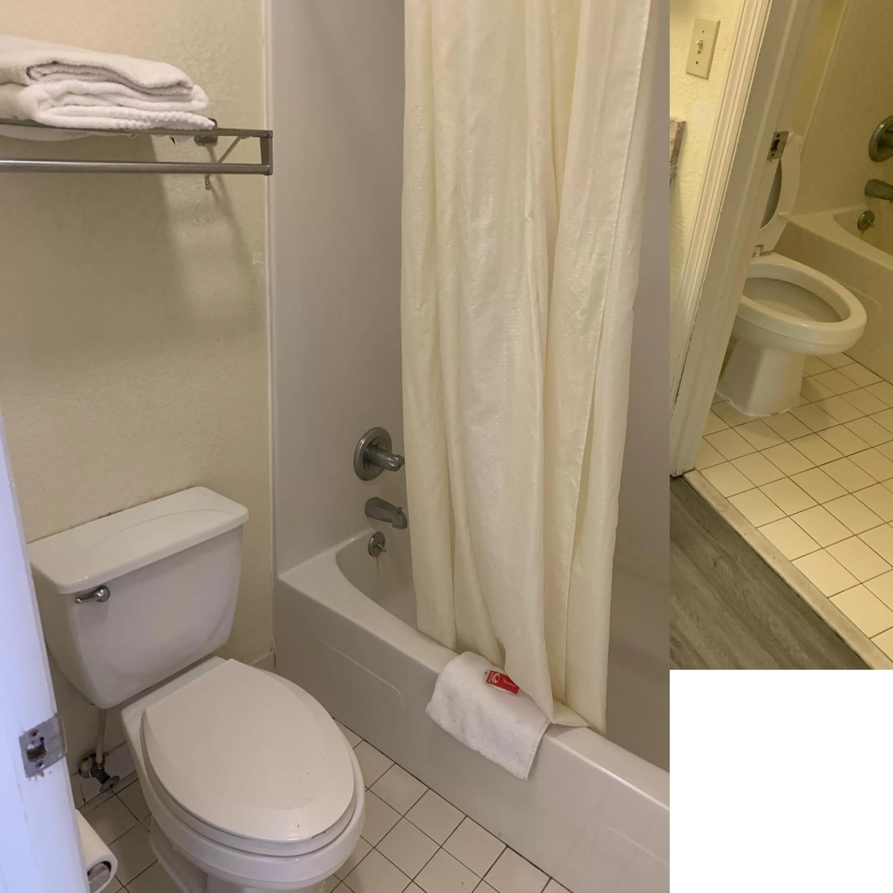 Bathroom in Econo Lodge Dothan West