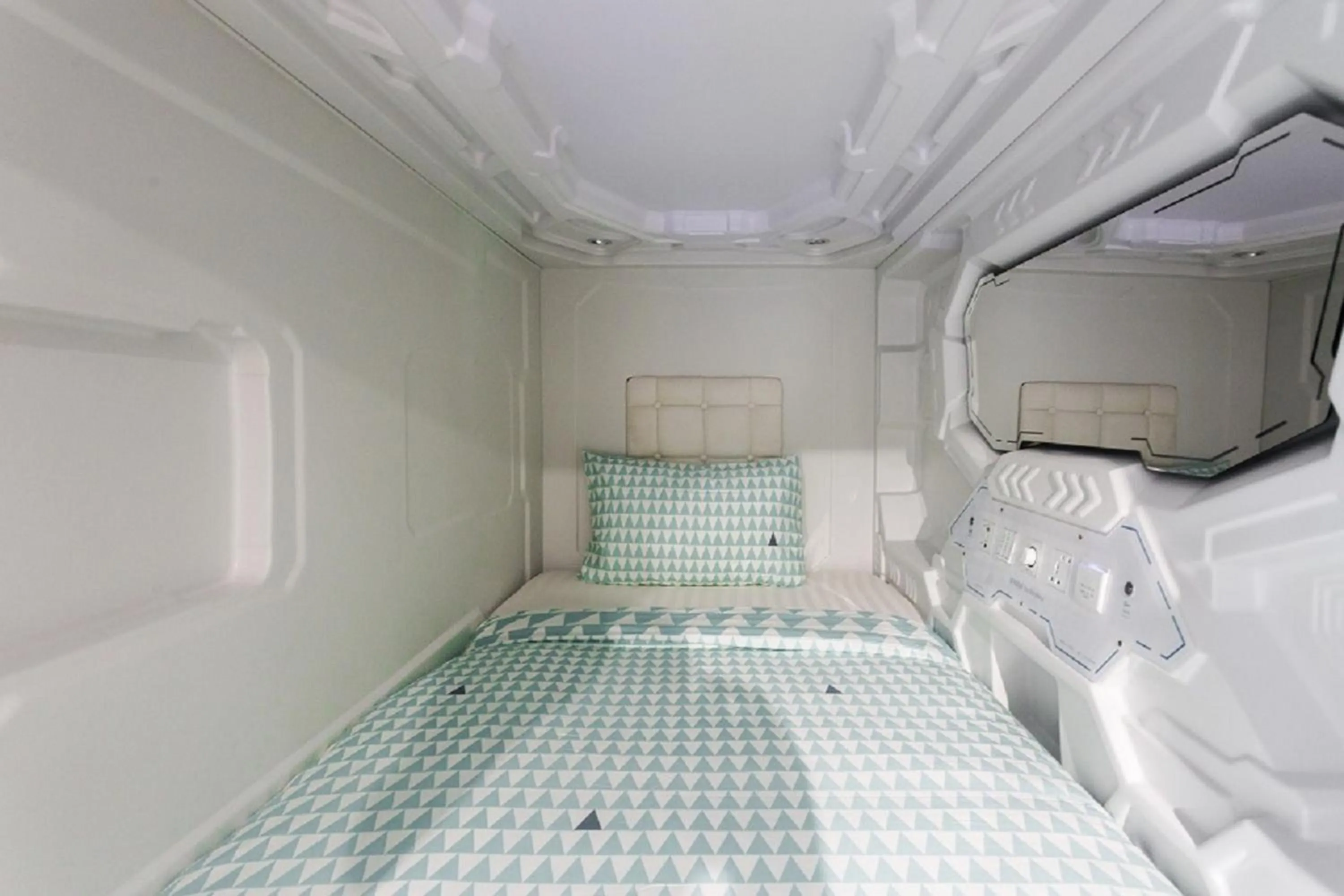 bunk bed, Bed in Mercu Summer Suite KLCC @ Penguin Homes