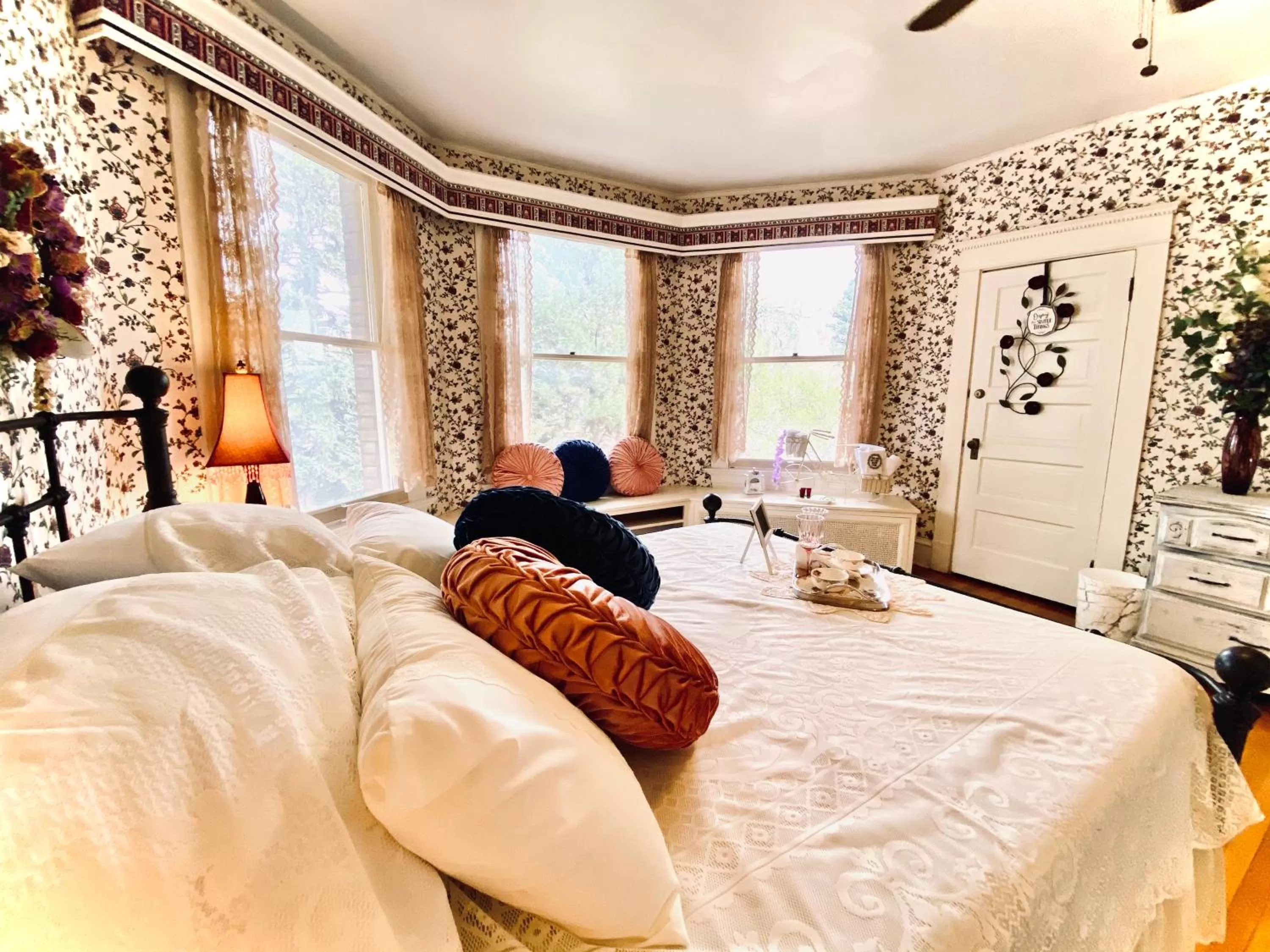 Bed in The Abriendo Inn