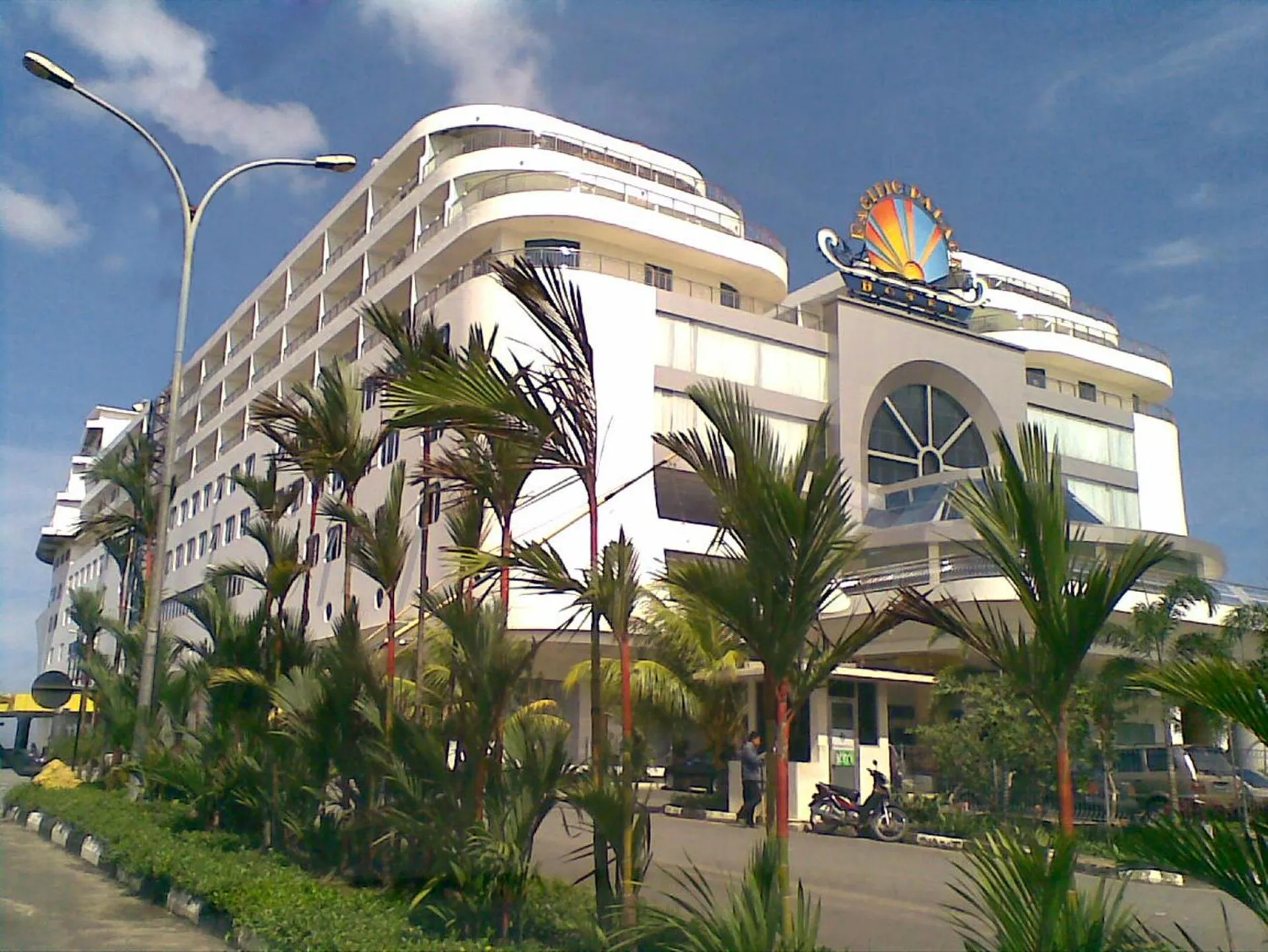 Property building in Pacific Palace Hotel