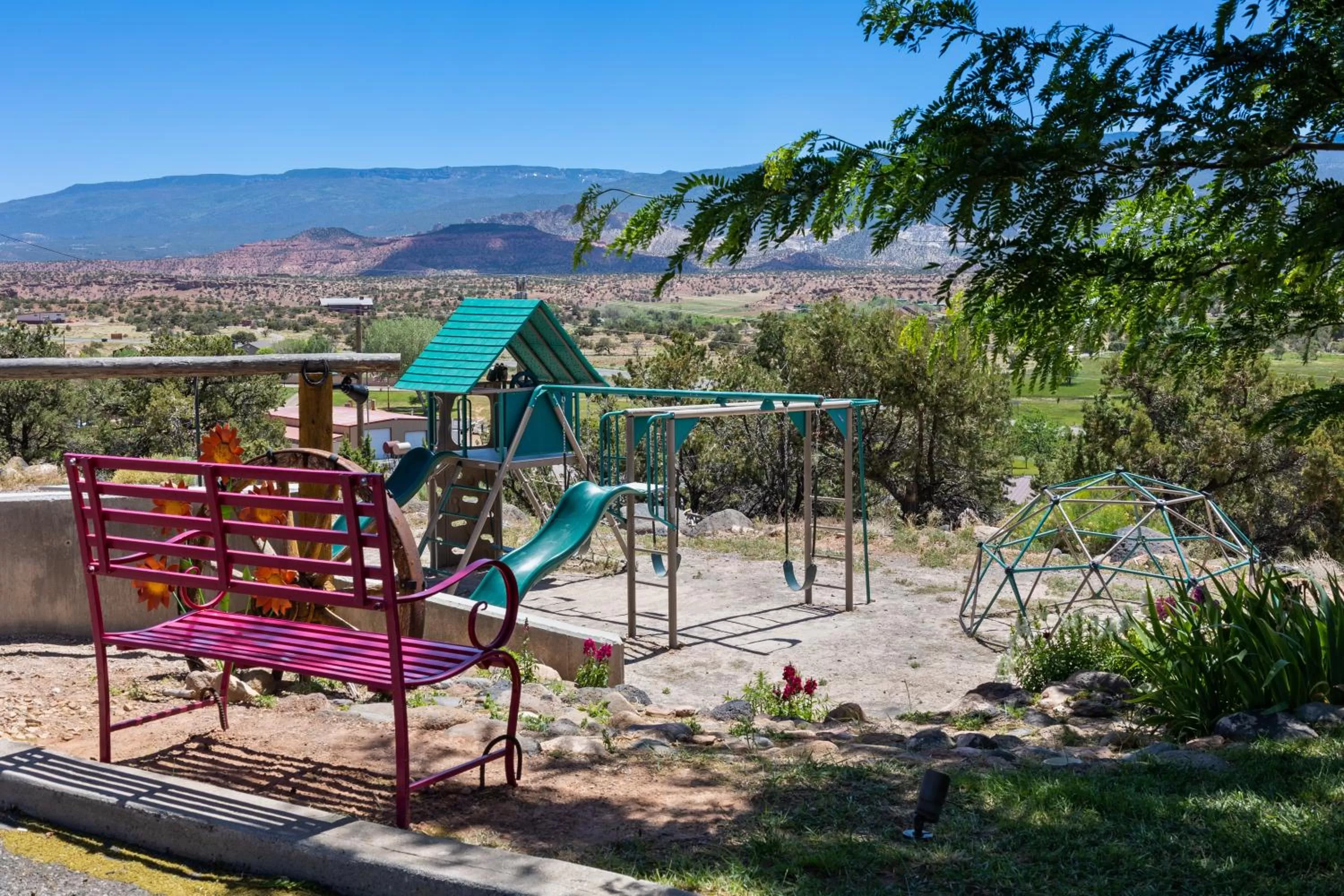 Children play ground in Broken Spur Inn & Steakhouse