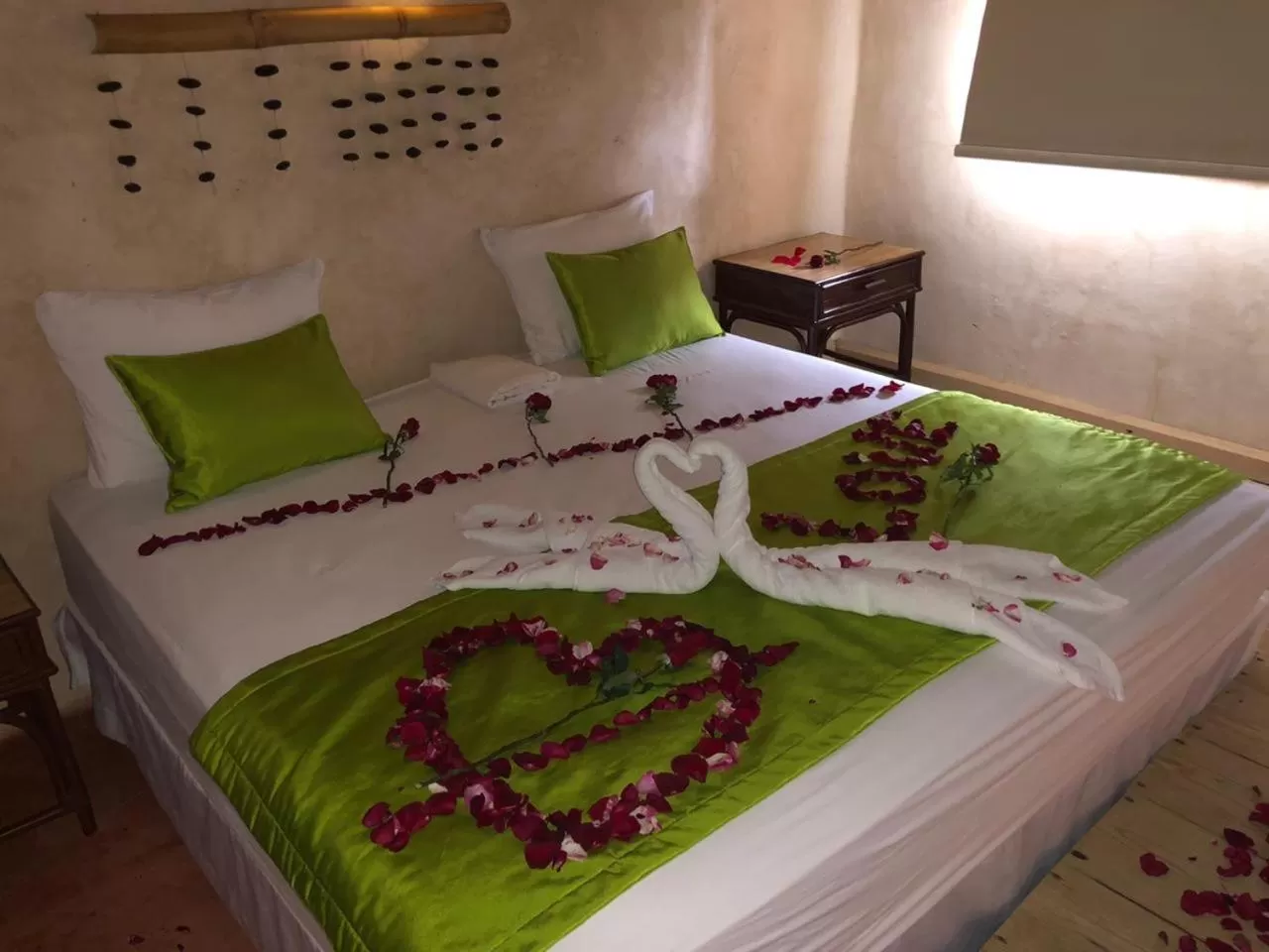 Decorative detail, Bed in Altos de Caño Hondo