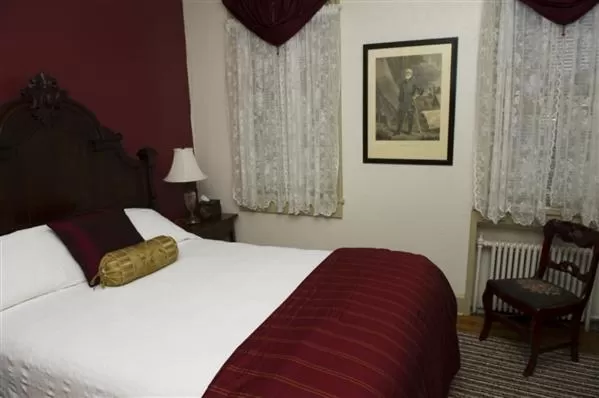 Bedroom, Bed in Inn at the Old Silk Mill