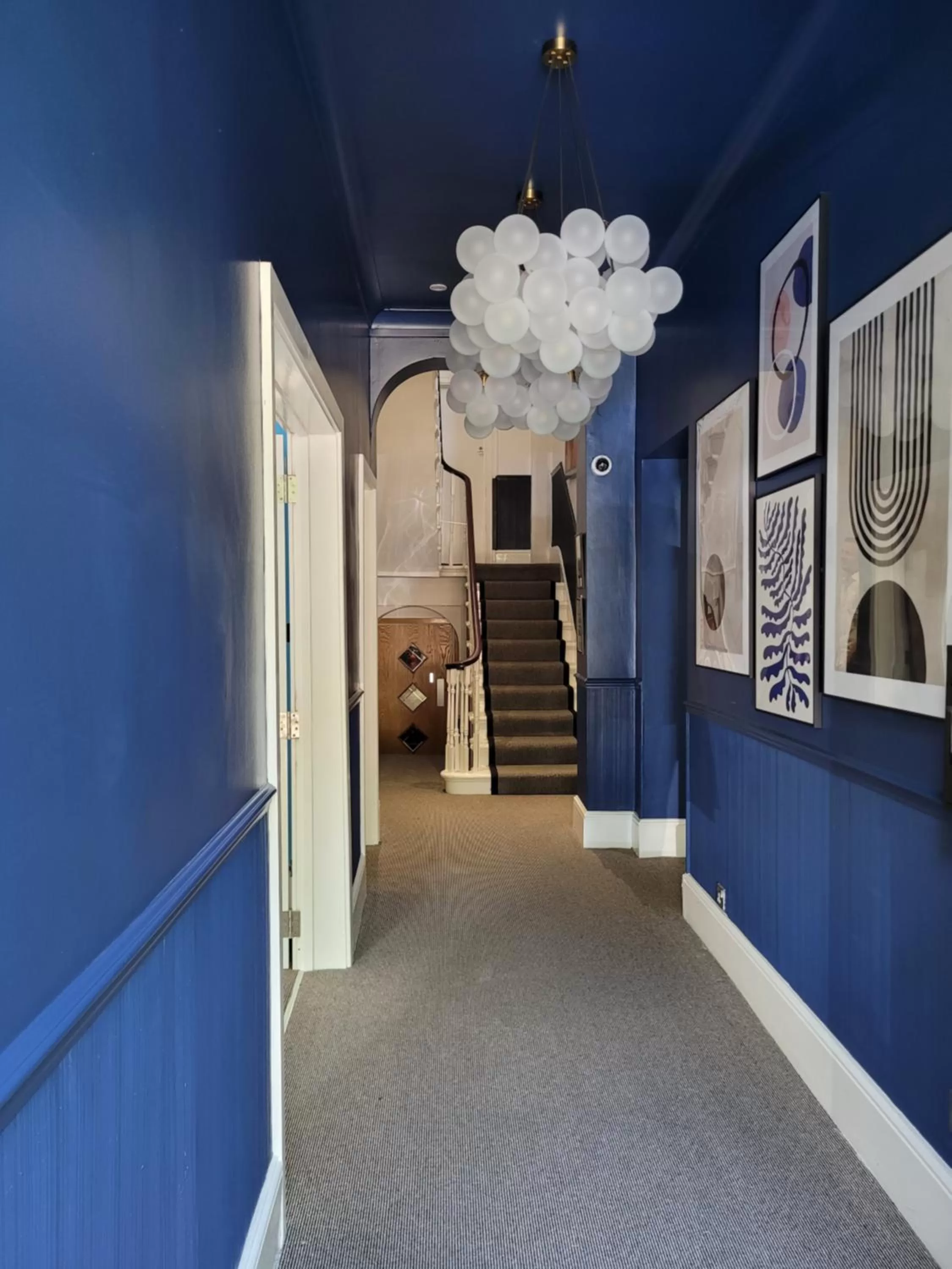 Property building in Mentone Hotel