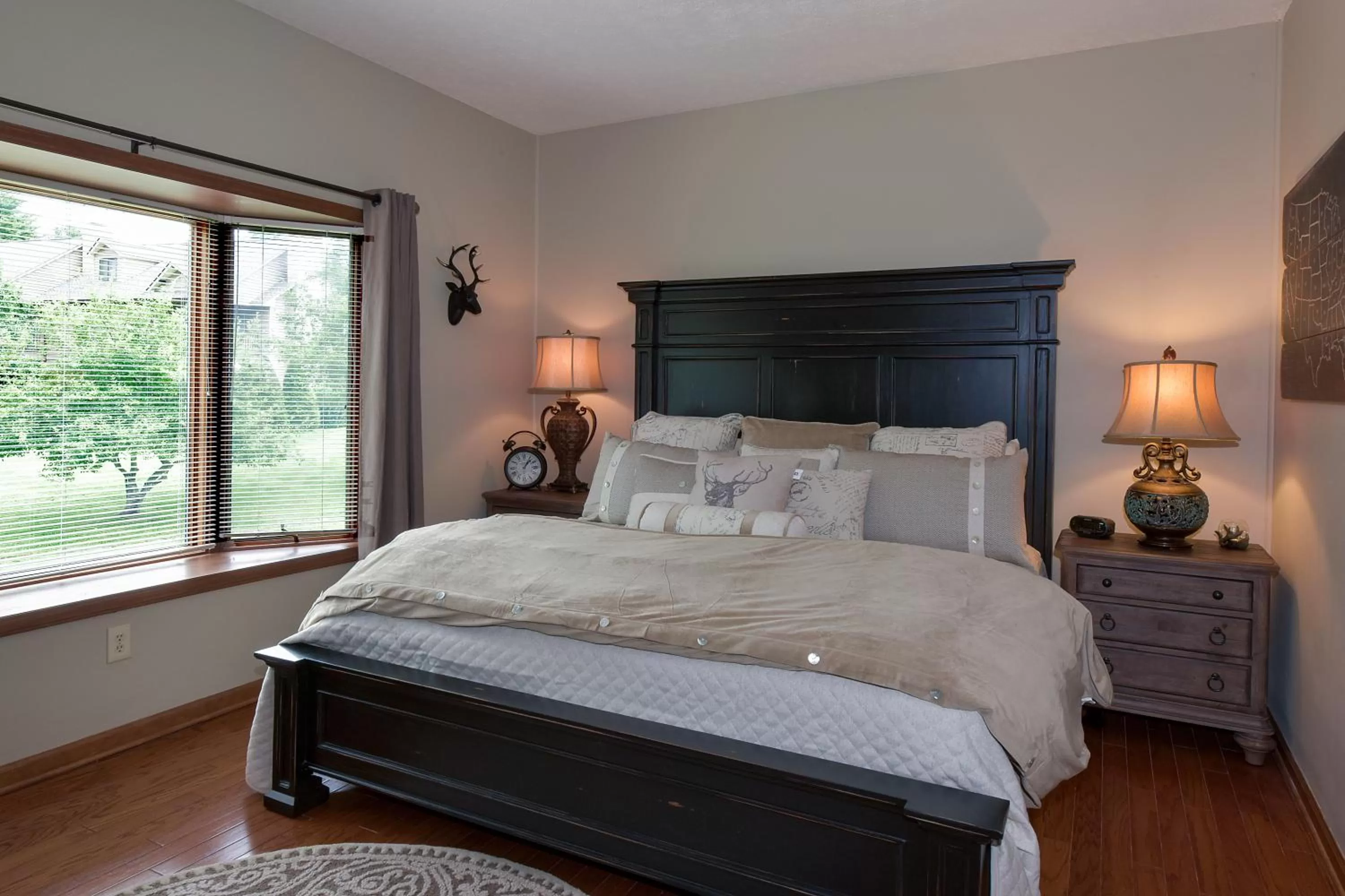 Bedroom, Bed in Chetola Resort Condominiums