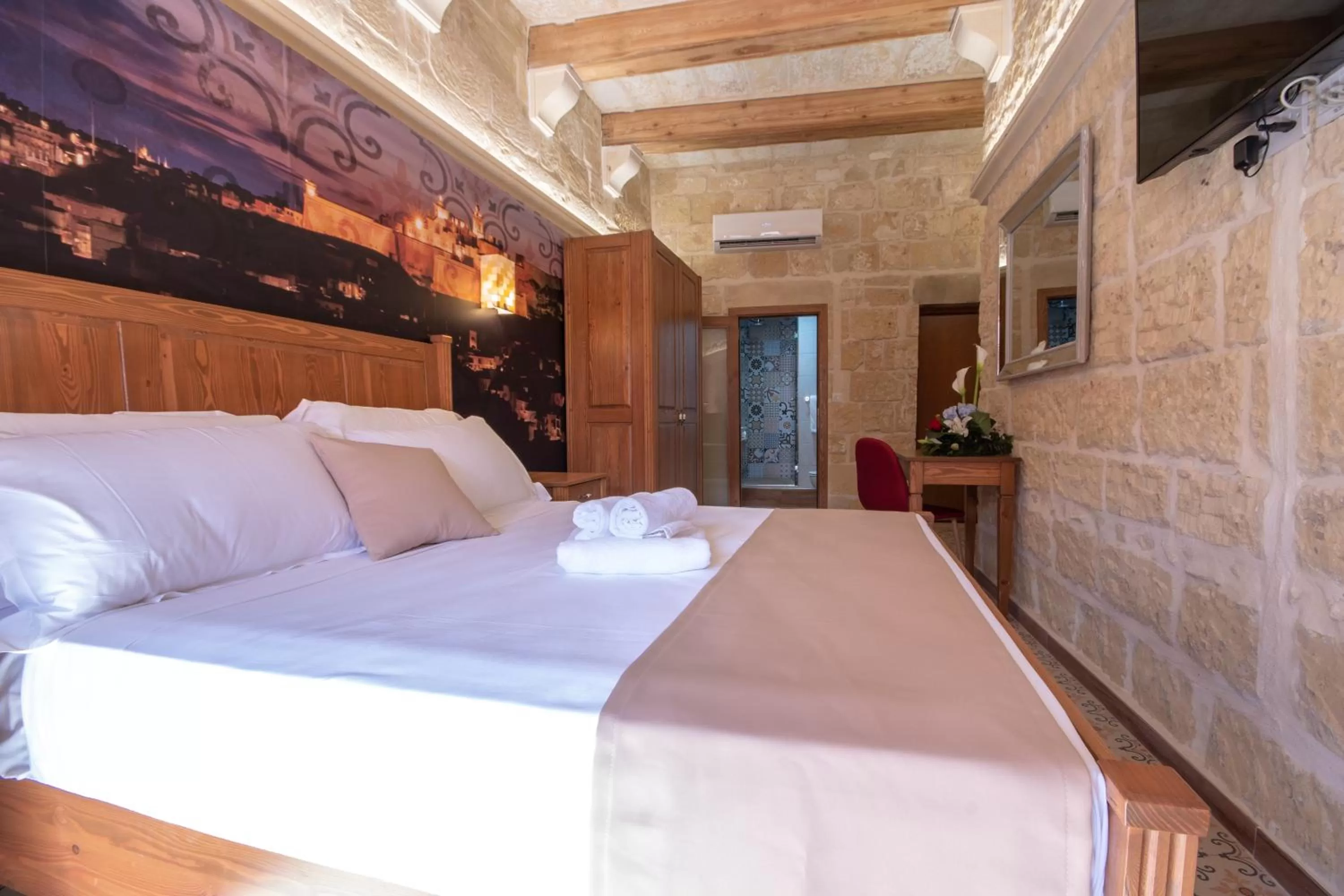 Bed in 39 St. George