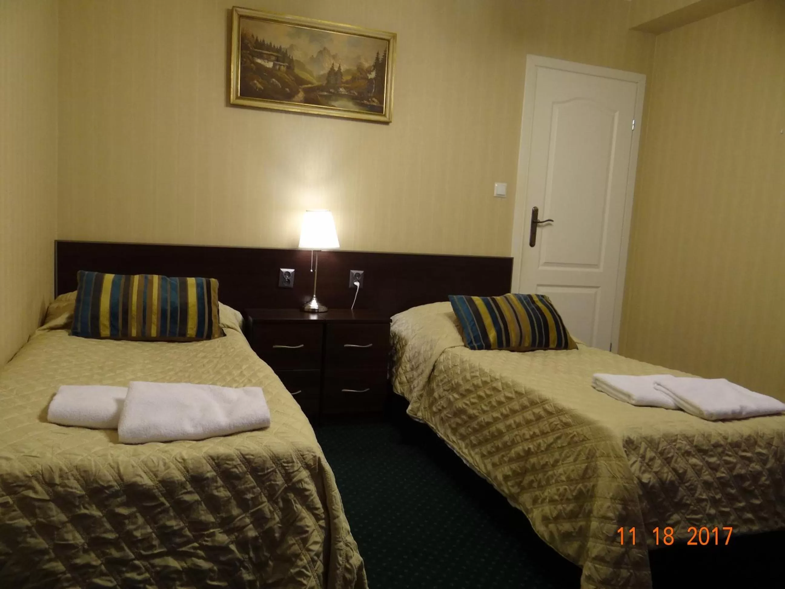 Photo of the whole room, Bed in "Arkadia"
