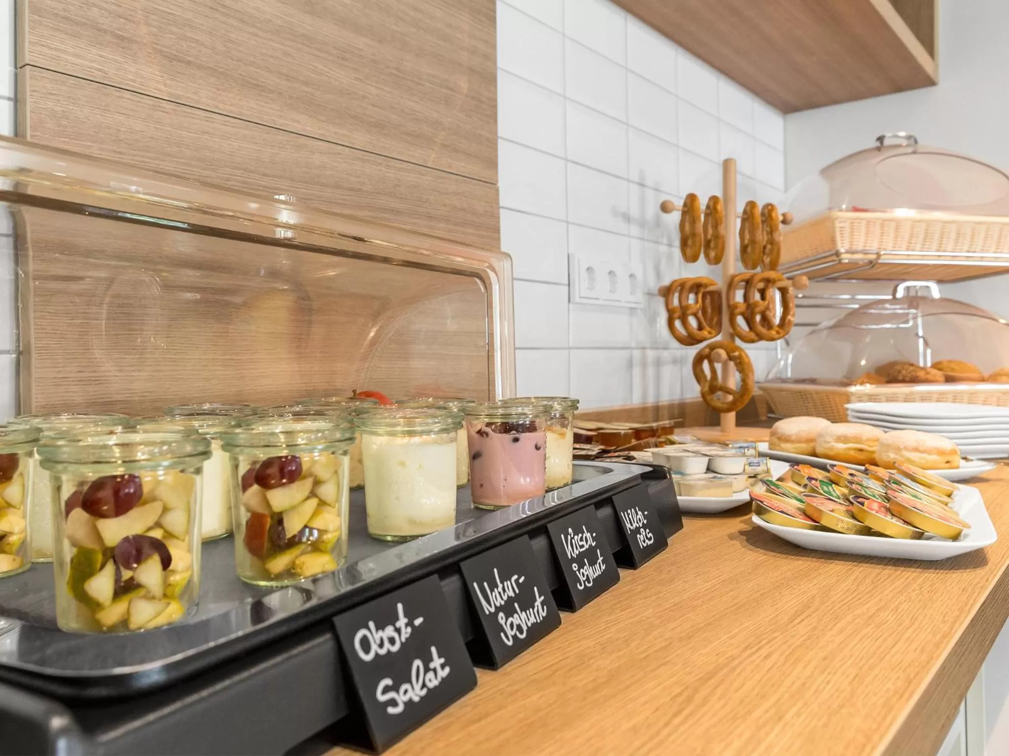 Restaurant/places to eat in Serways Hotel Siegburg West