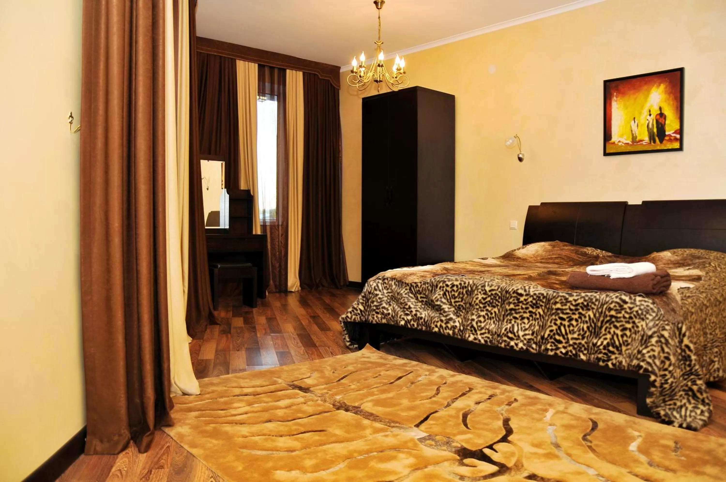 Photo of the whole room, Bed in Totem Hotel