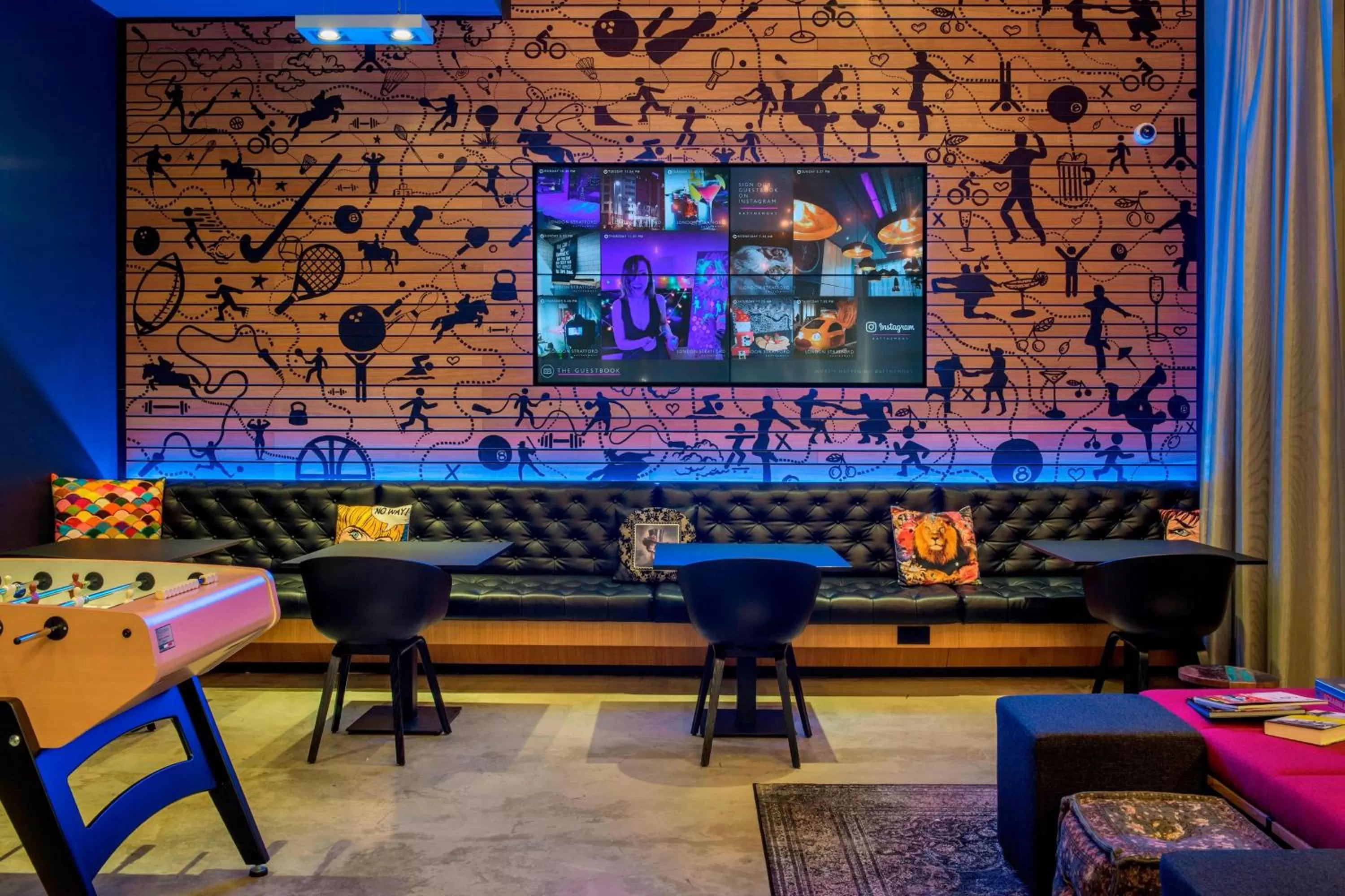 Lobby or reception in Moxy London Stratford