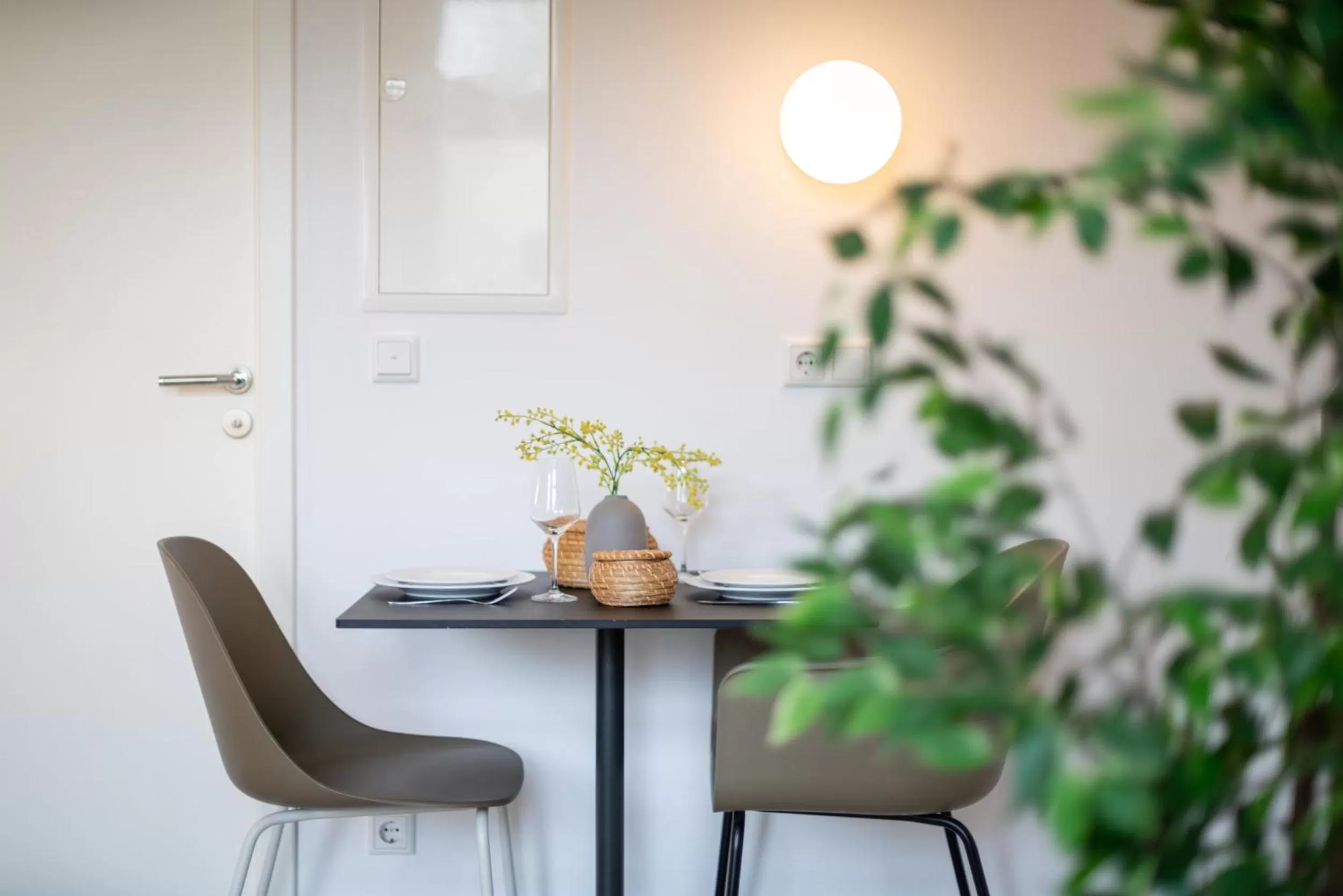Dining area in BRIGHT Dortmund City Center