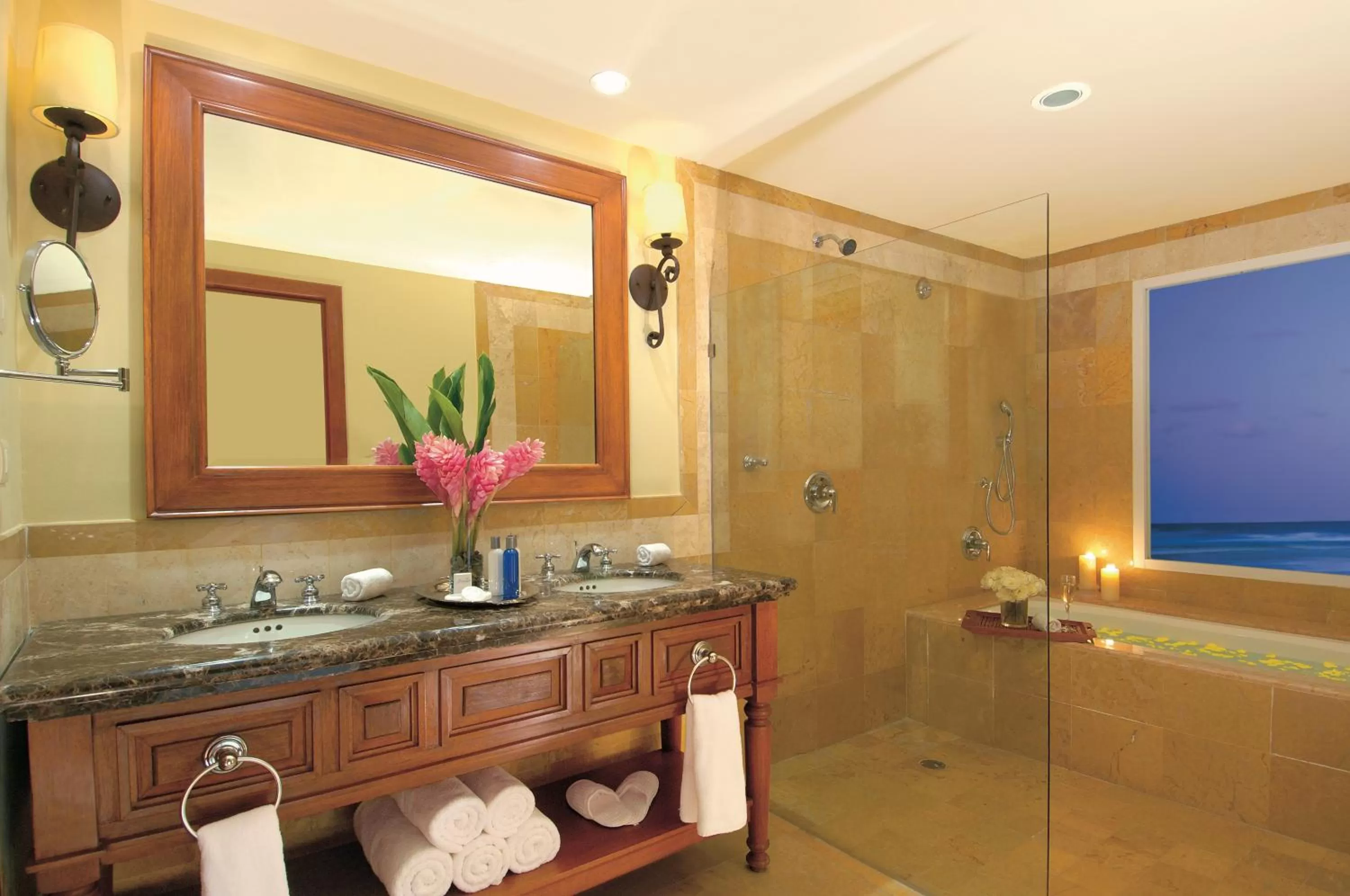 Toilet in Dreams Tulum Resort & Spa