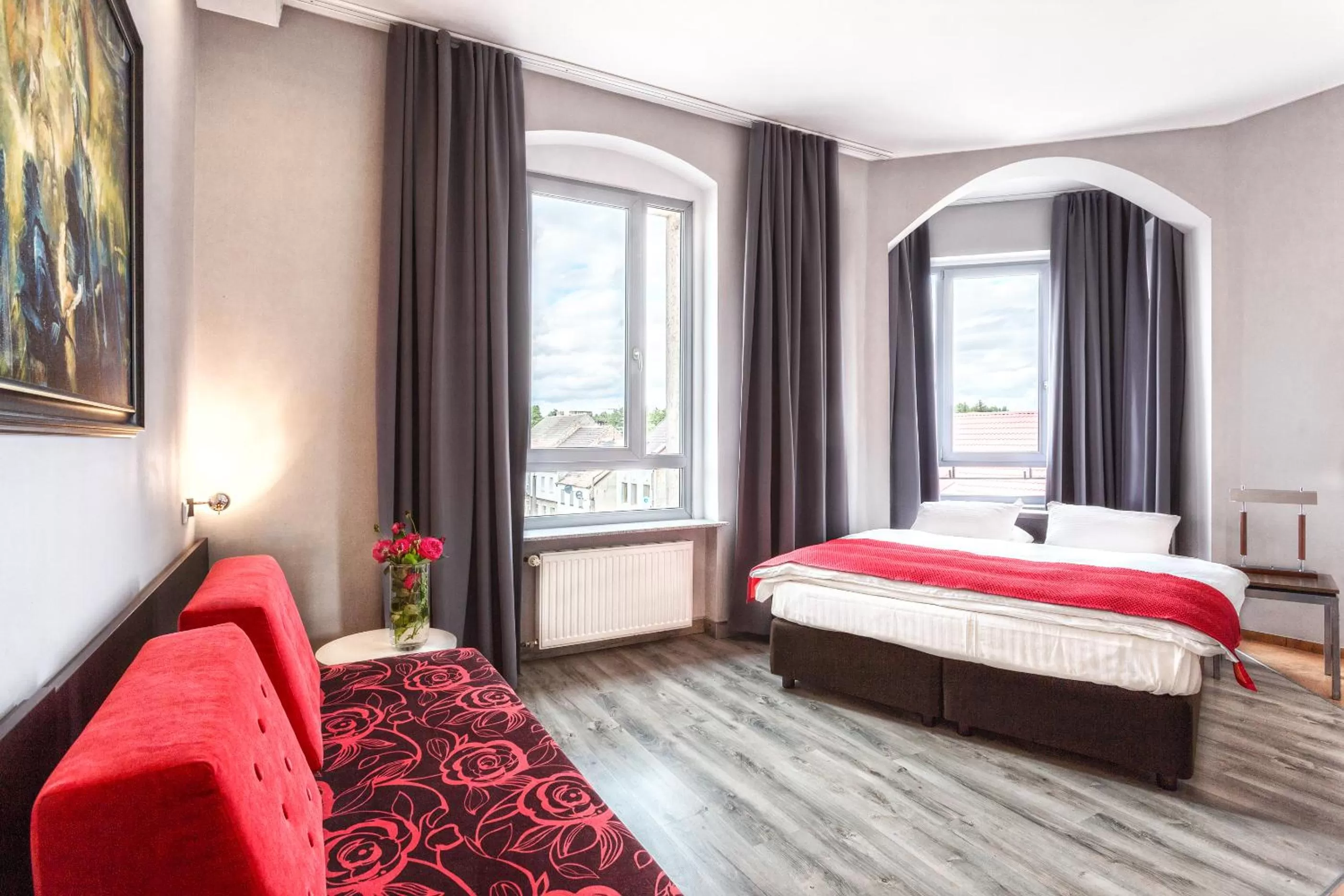 Photo of the whole room, Bed in Grand Boutique Hotel - dawny Hotel Kaliski Ratuszowy