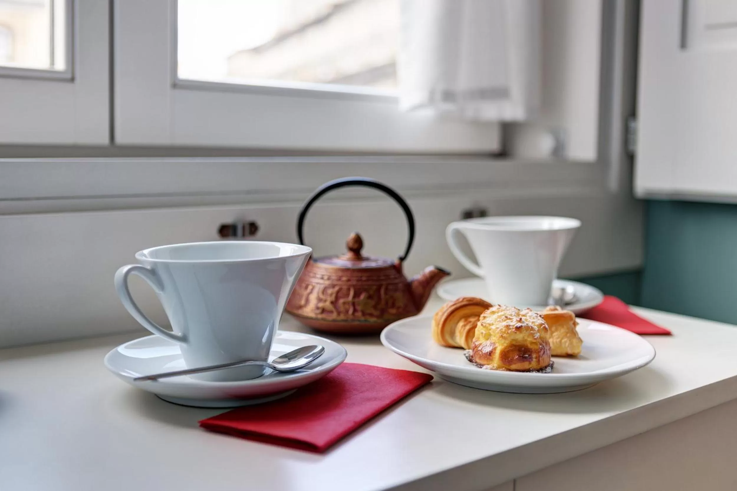 Buffet breakfast in Lx Boutique Hotel