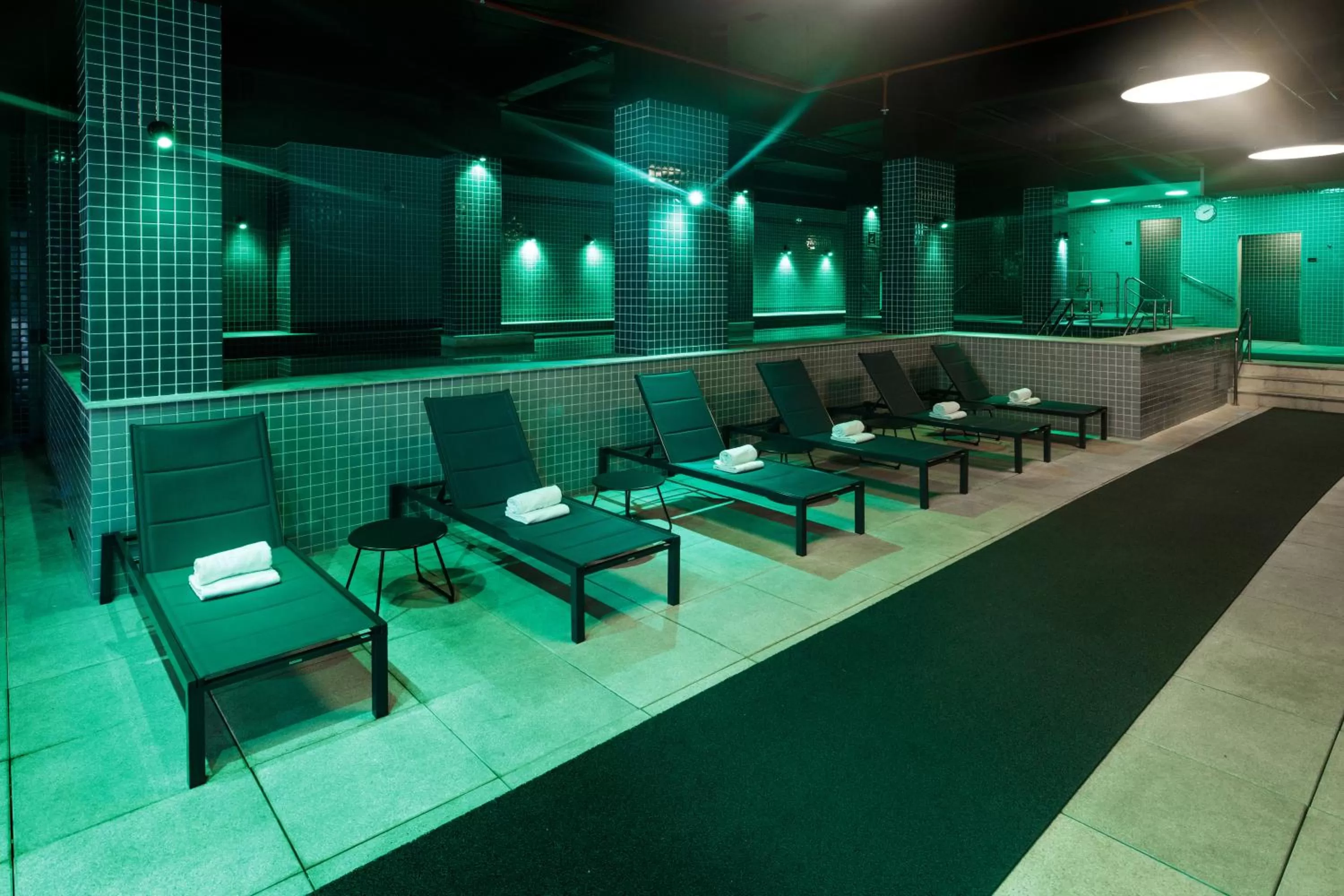 Pool view in Promenade Link Stay Barra da Tijuca