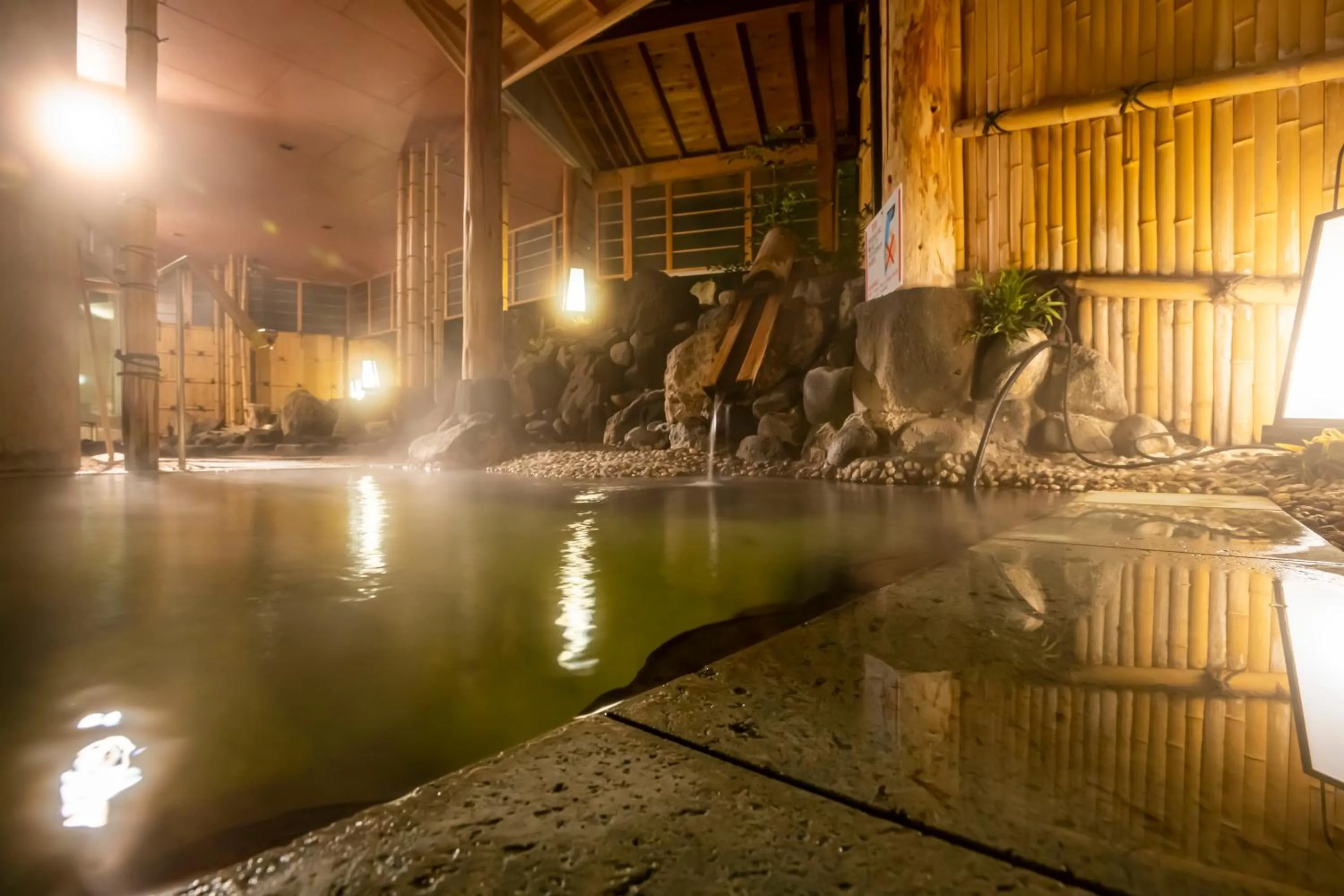 Hot Spring Bath in Senkeien Tsukioka Hotel