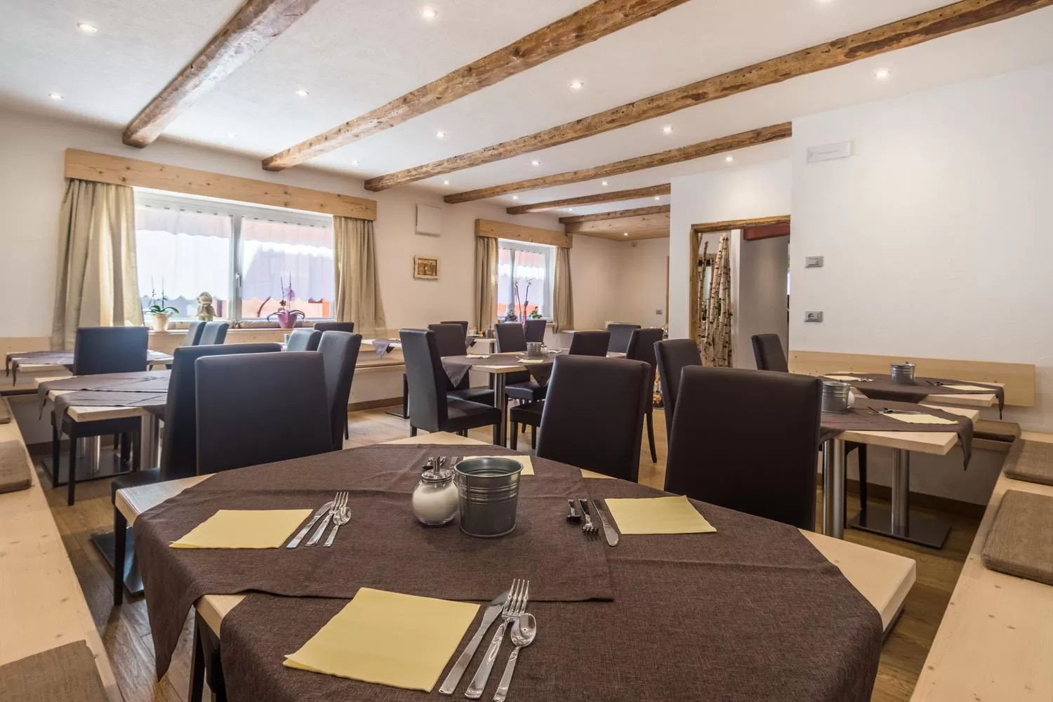 Restaurant/places to eat in Hotel La Sorgente