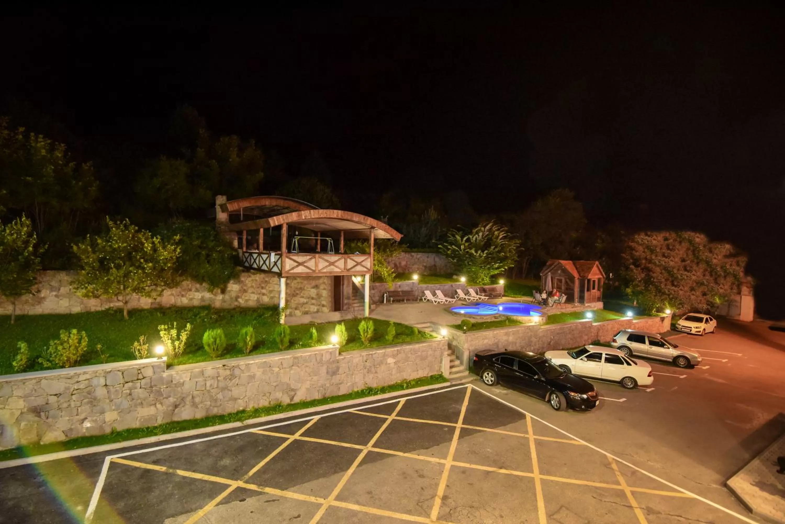 Pool view in Laguna Hotel