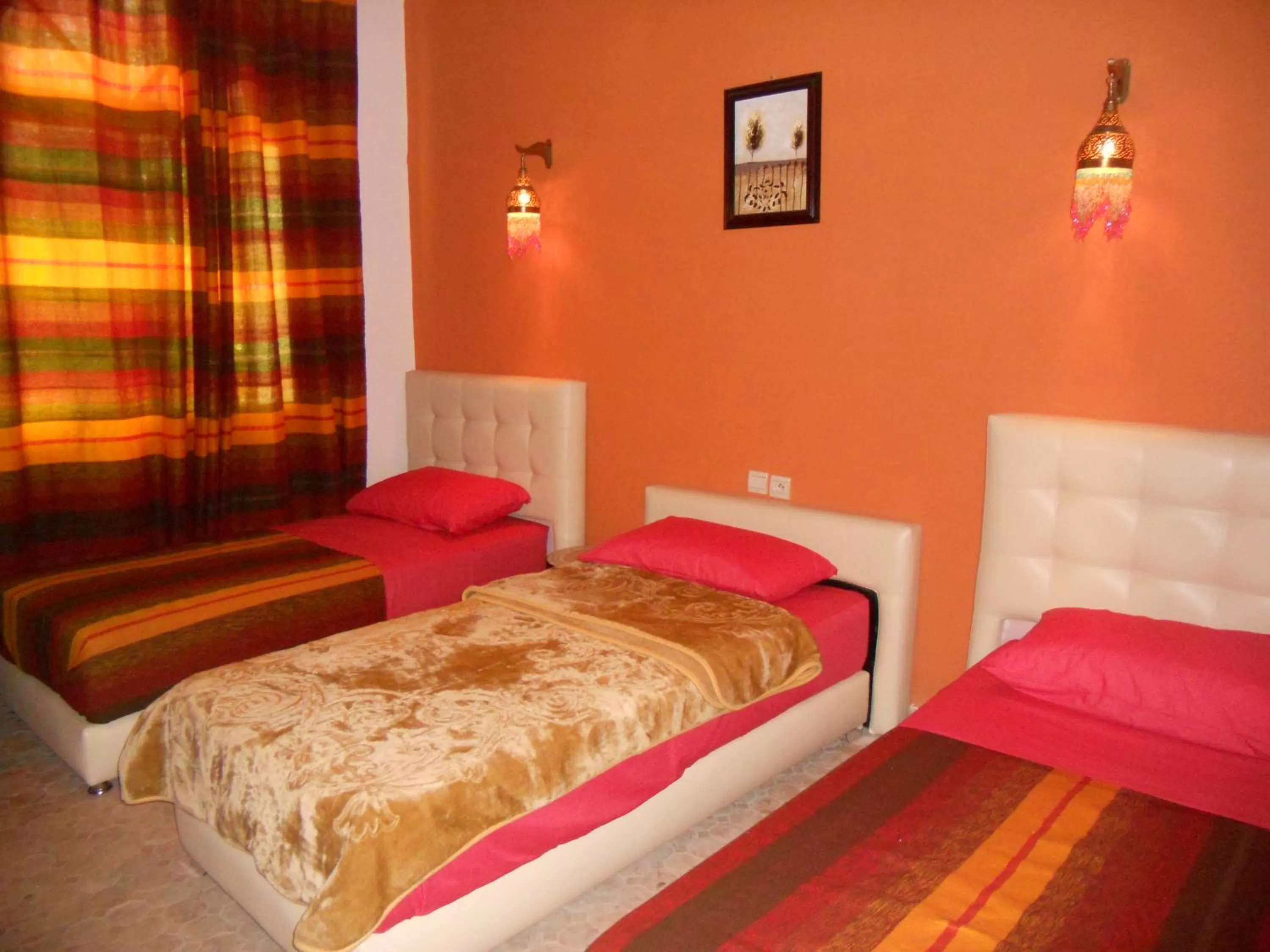 Photo of the whole room, Bed in Riad Passiflora