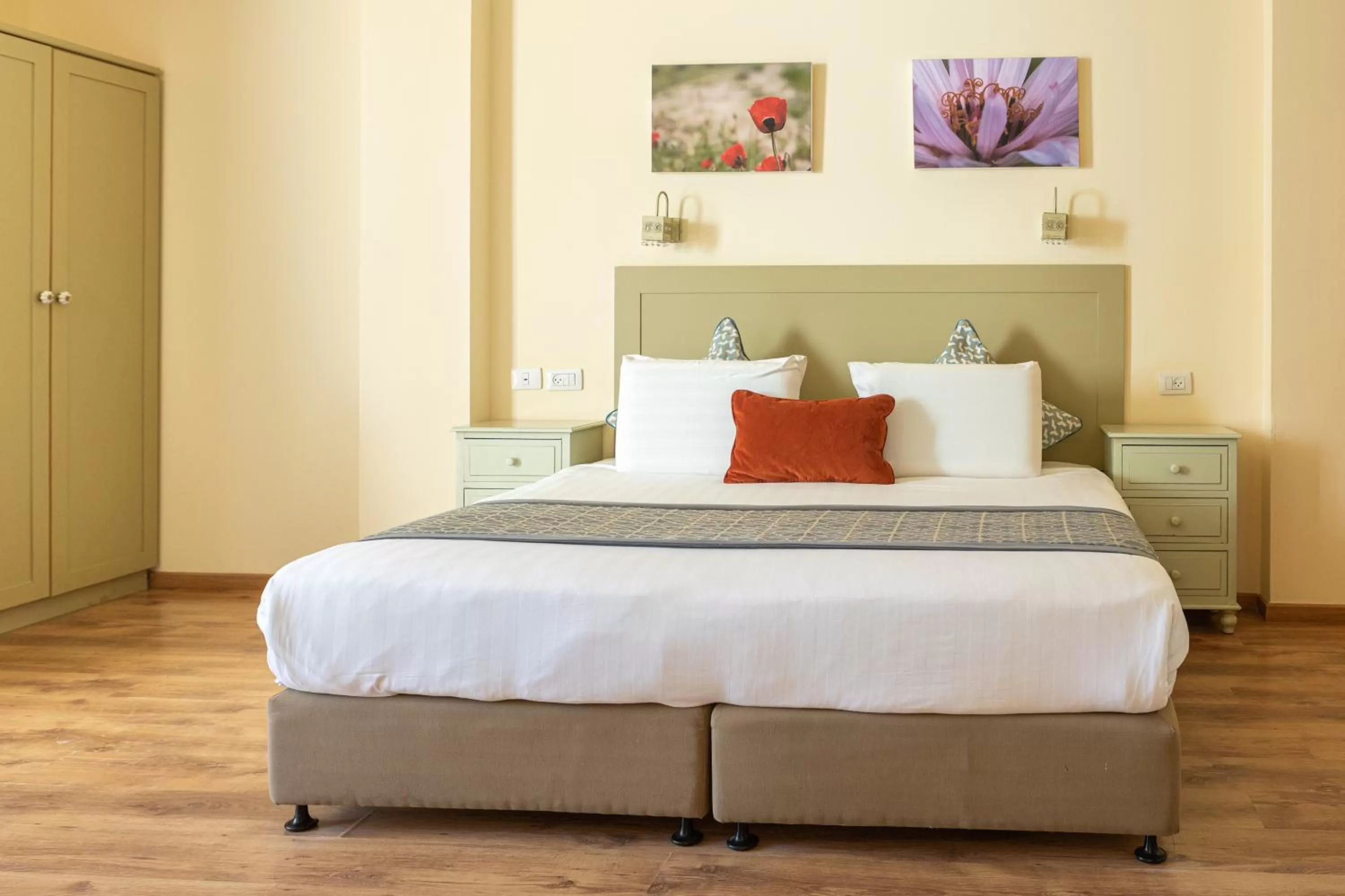 Bed in Yehelim Boutique Hotel
