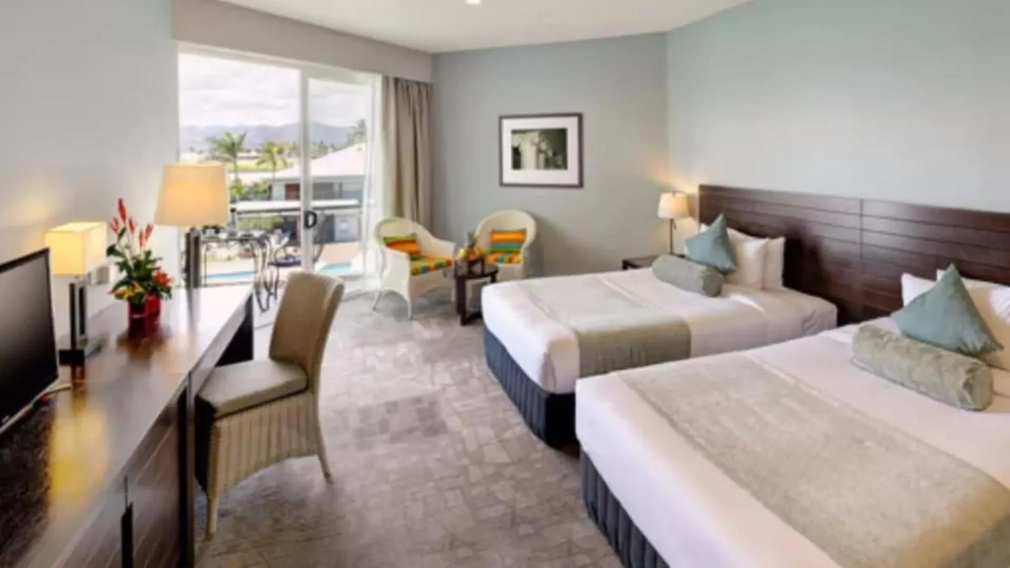 Photo of the whole room, Bed in Grand Pacific Hotel