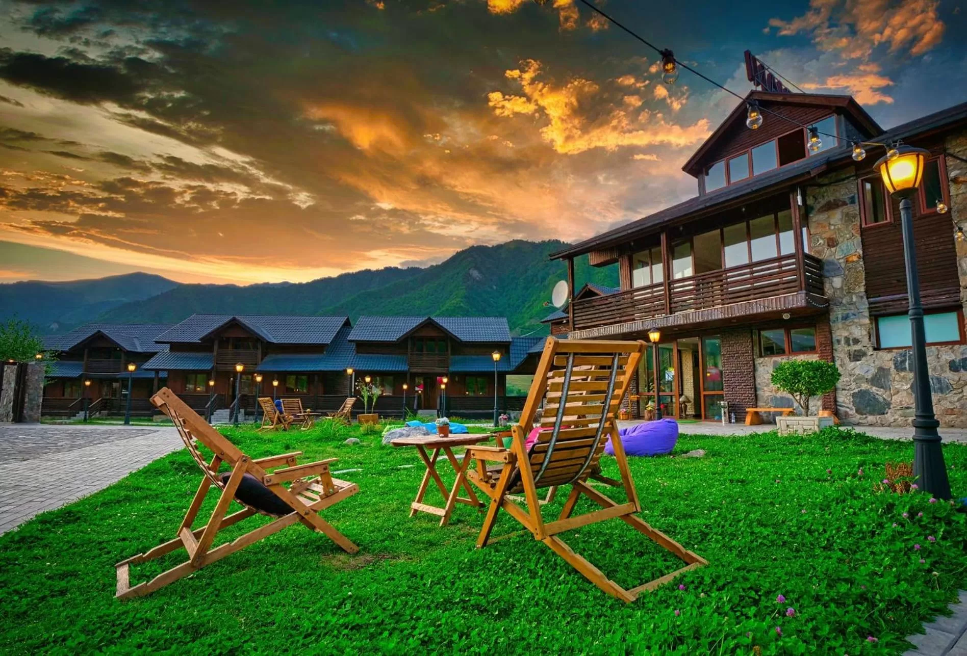 Property building in Hotel Banguriani