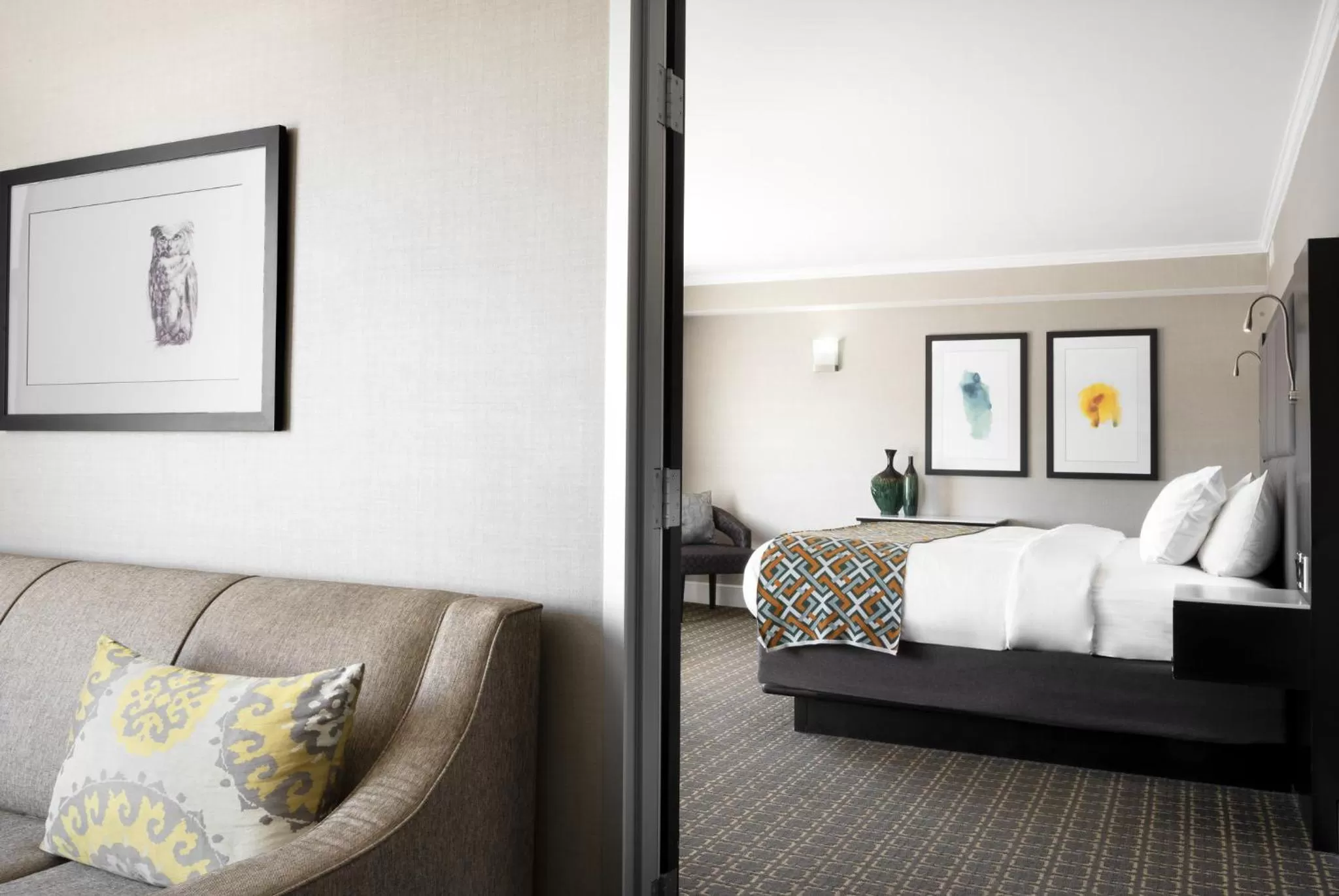 Photo of the whole room in voco The Tiger Hotel, Columbia, MO by IHG