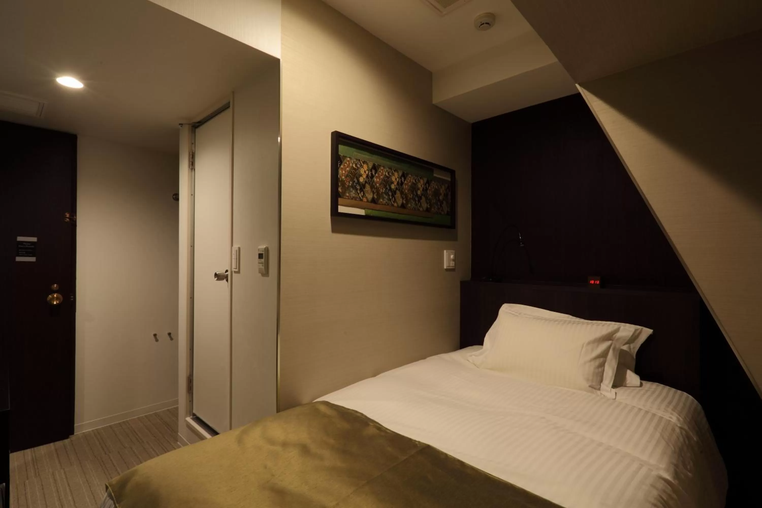 Bed in Centurion Hotel Ueno