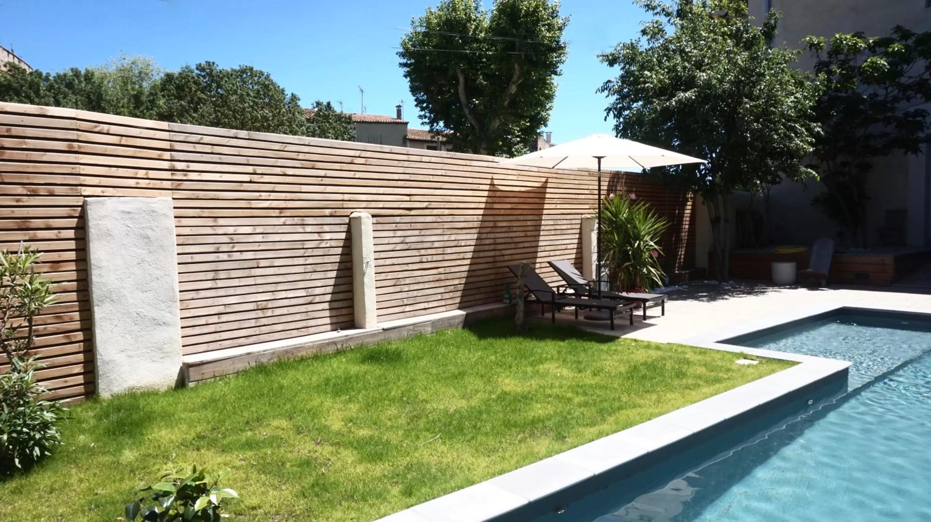 Garden in La Domitia - Maison d'hôtes, massages & bien-être