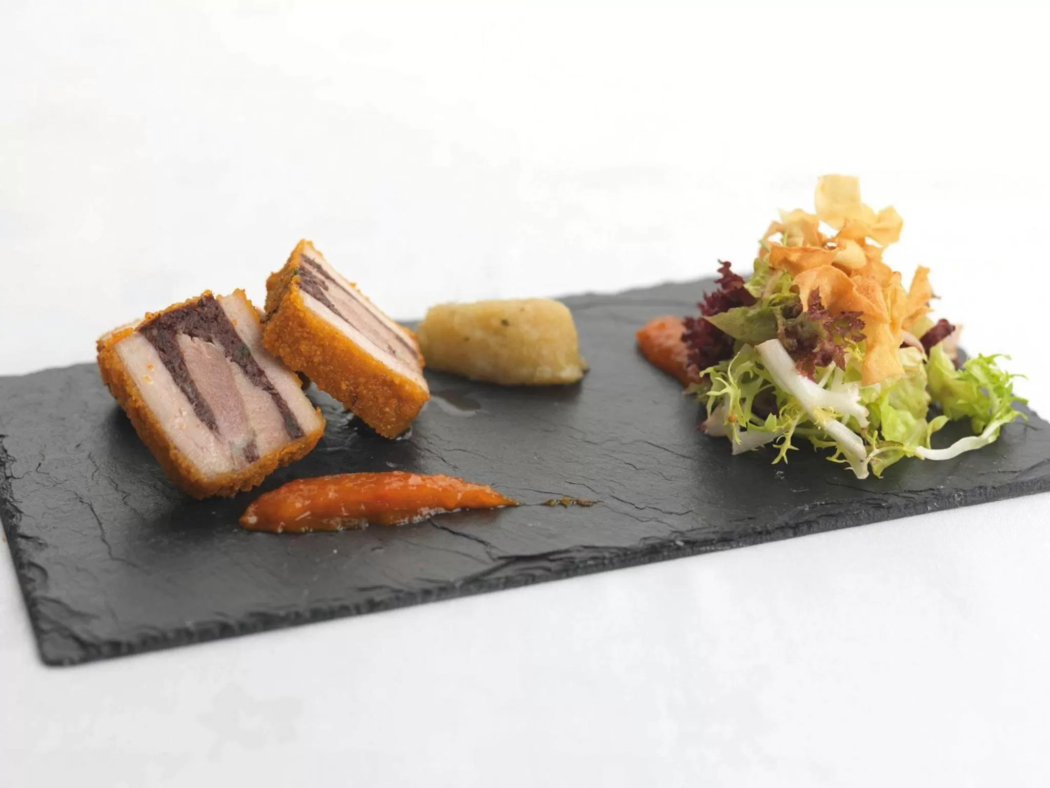 Food in Macdonald Houstoun House